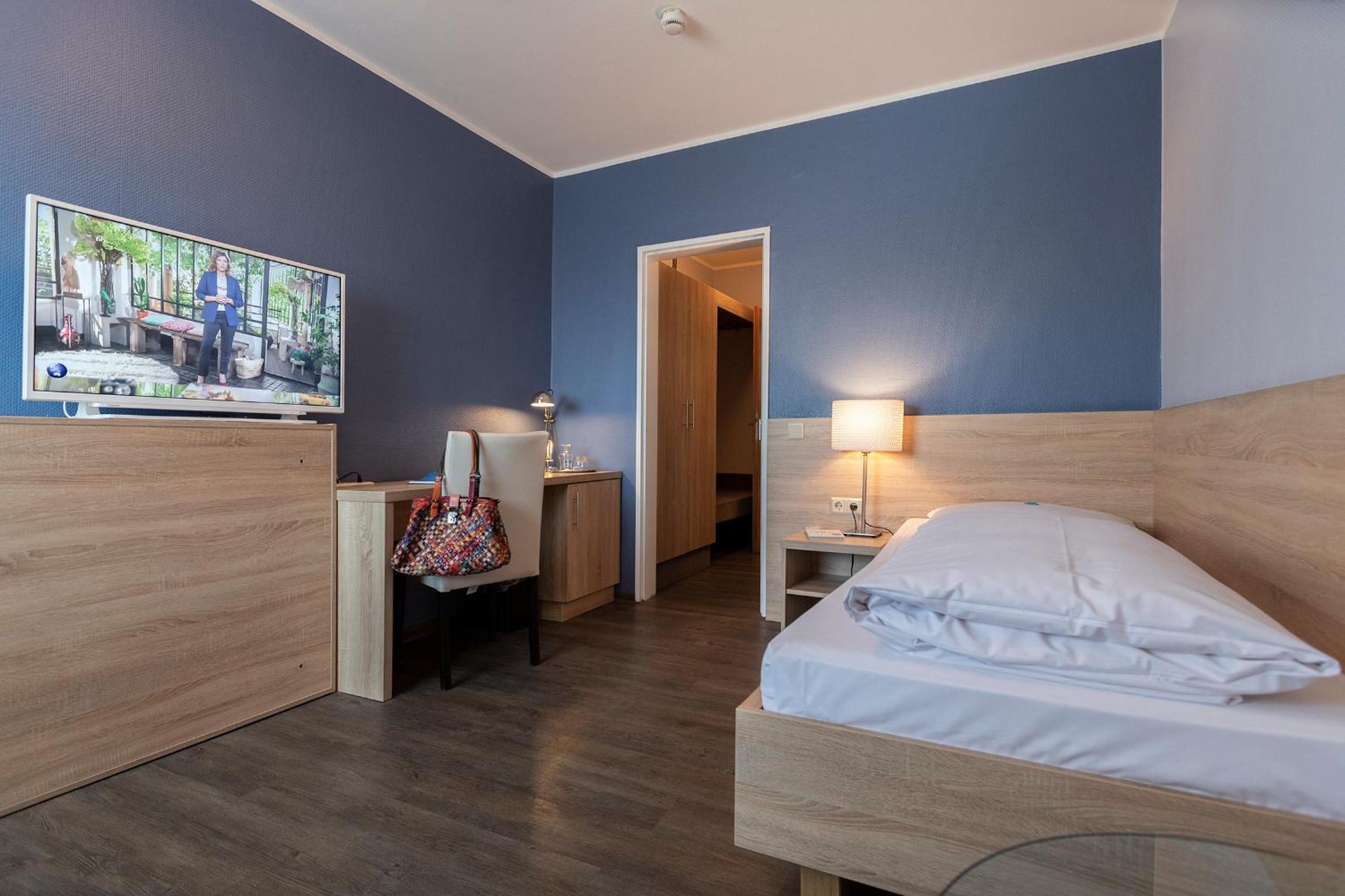 Deluxe Single Room photo 3