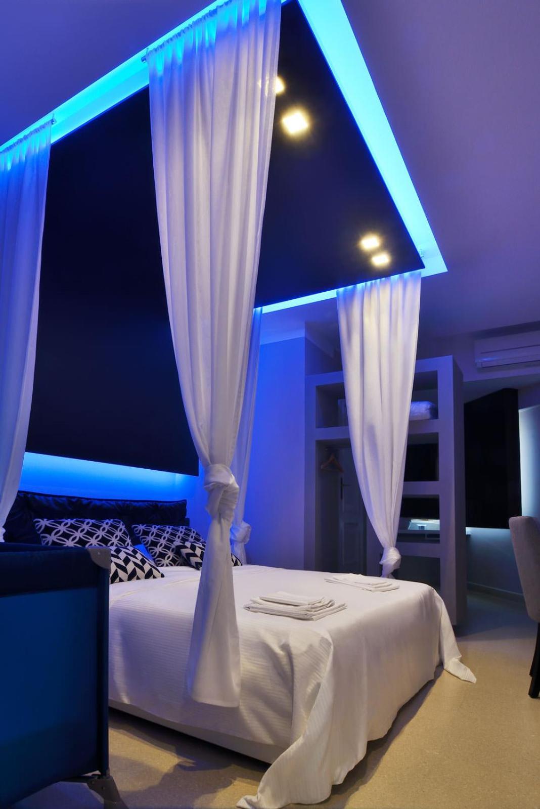 Double Room - Photo 4