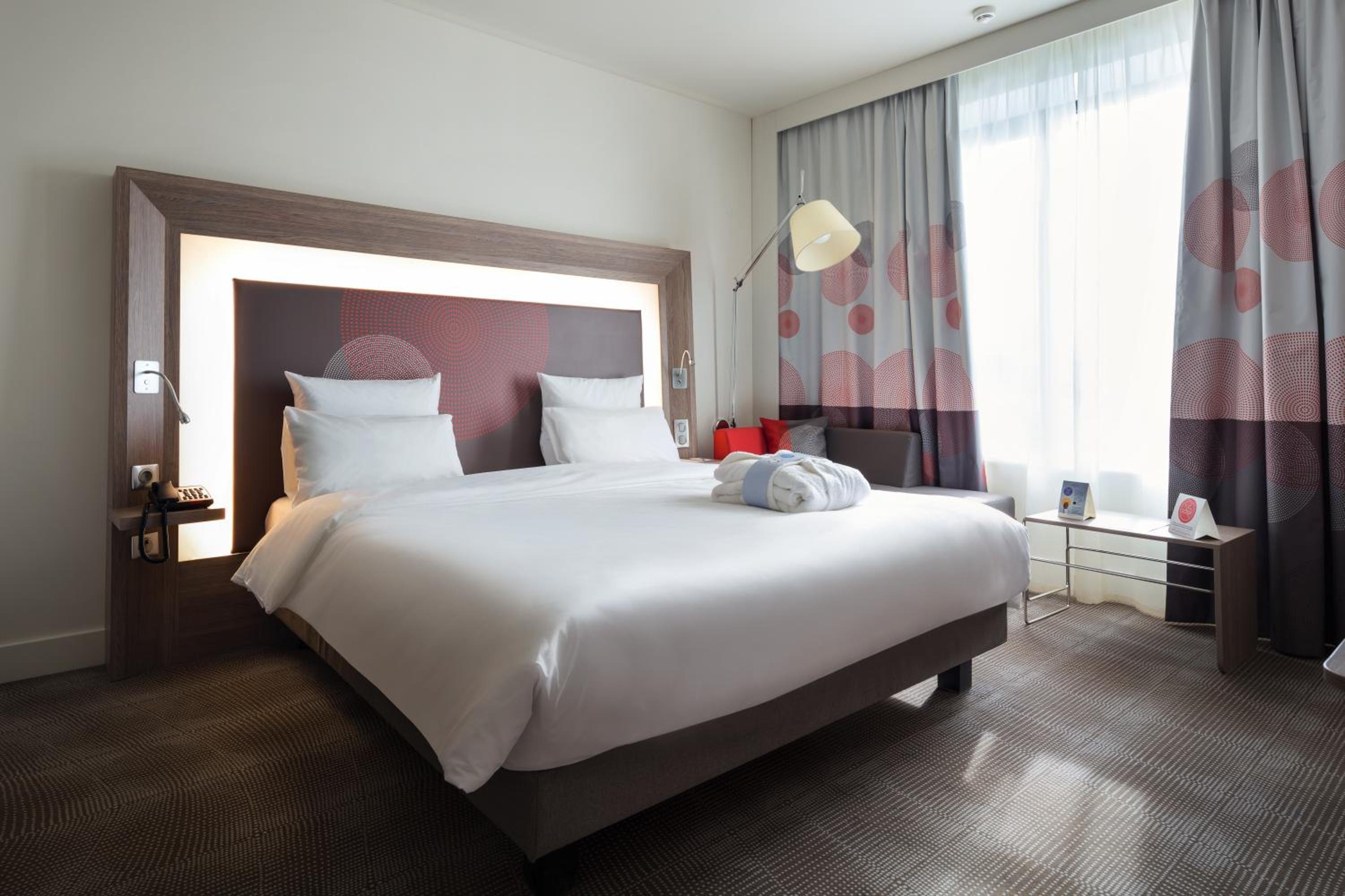 Junior King Suite - Photo 1
