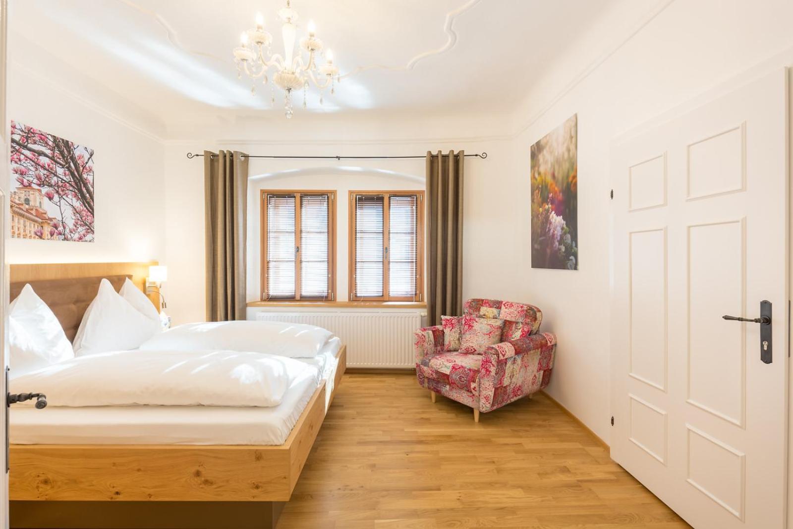 Apartment 3