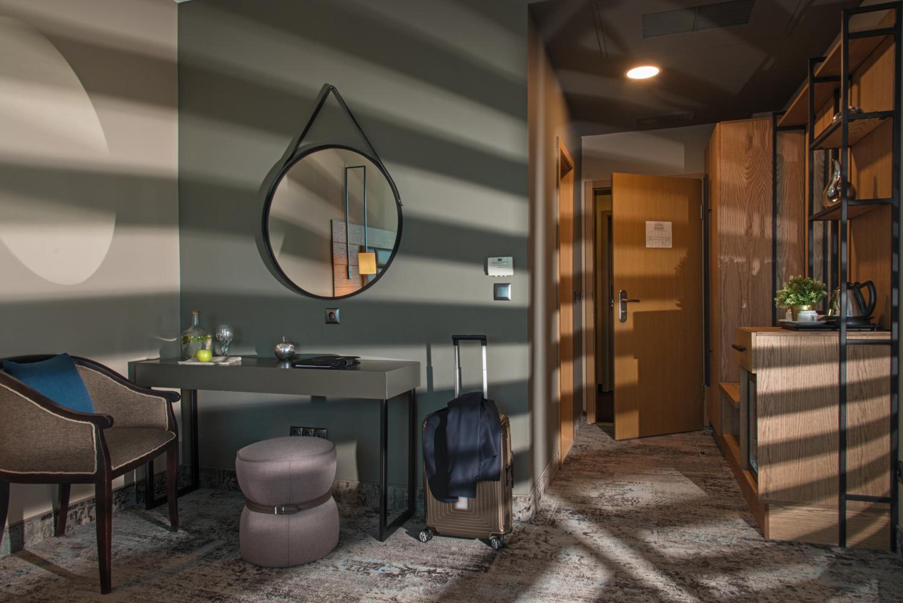 Executive Suite with Complimentary Water, Free WiFi, Free Tea and Coffee Equipment photo 1