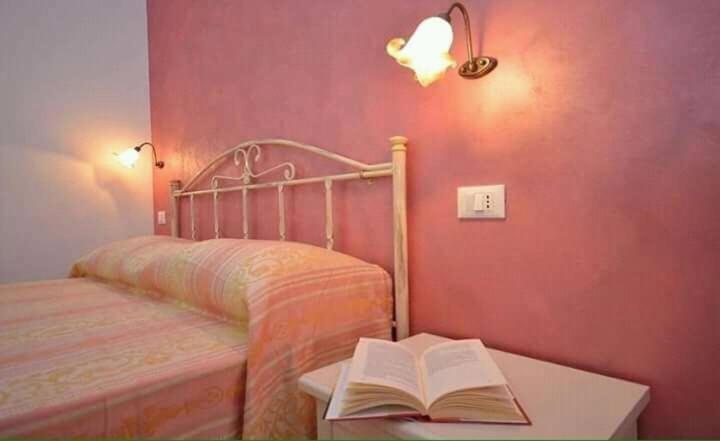 Deluxe Double Room (2 Adults + 1 Child)