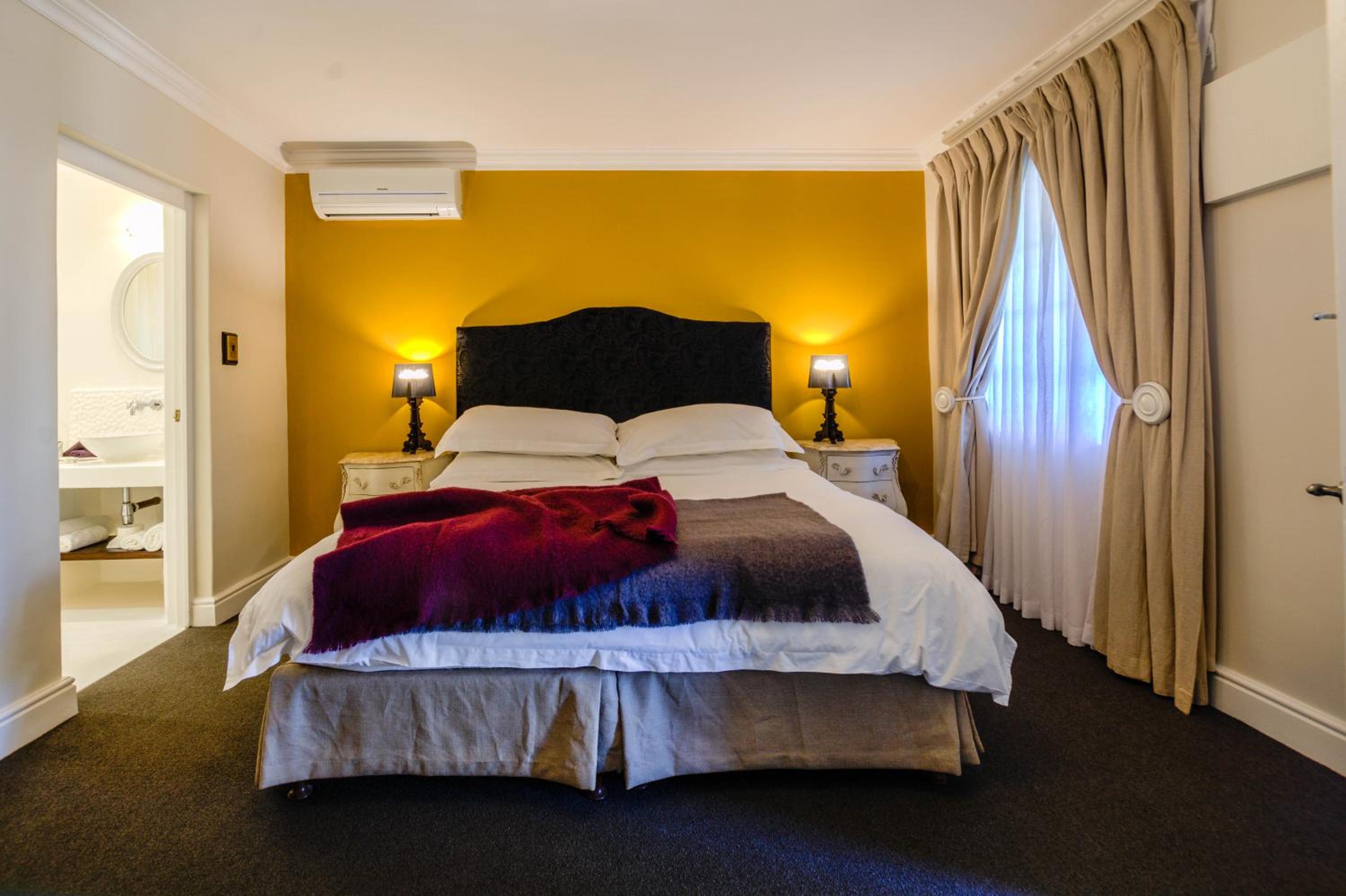 Deluxe Double or Twin Room - Photo 3