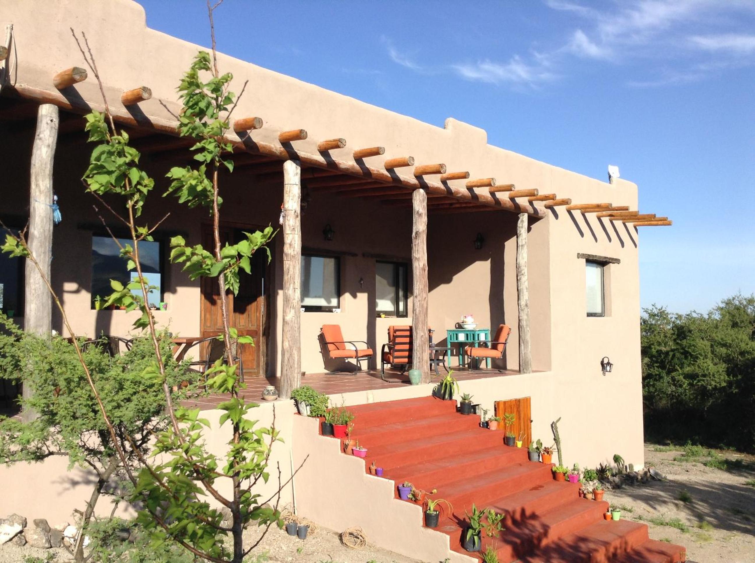 Apartment with Mountain View photo 3