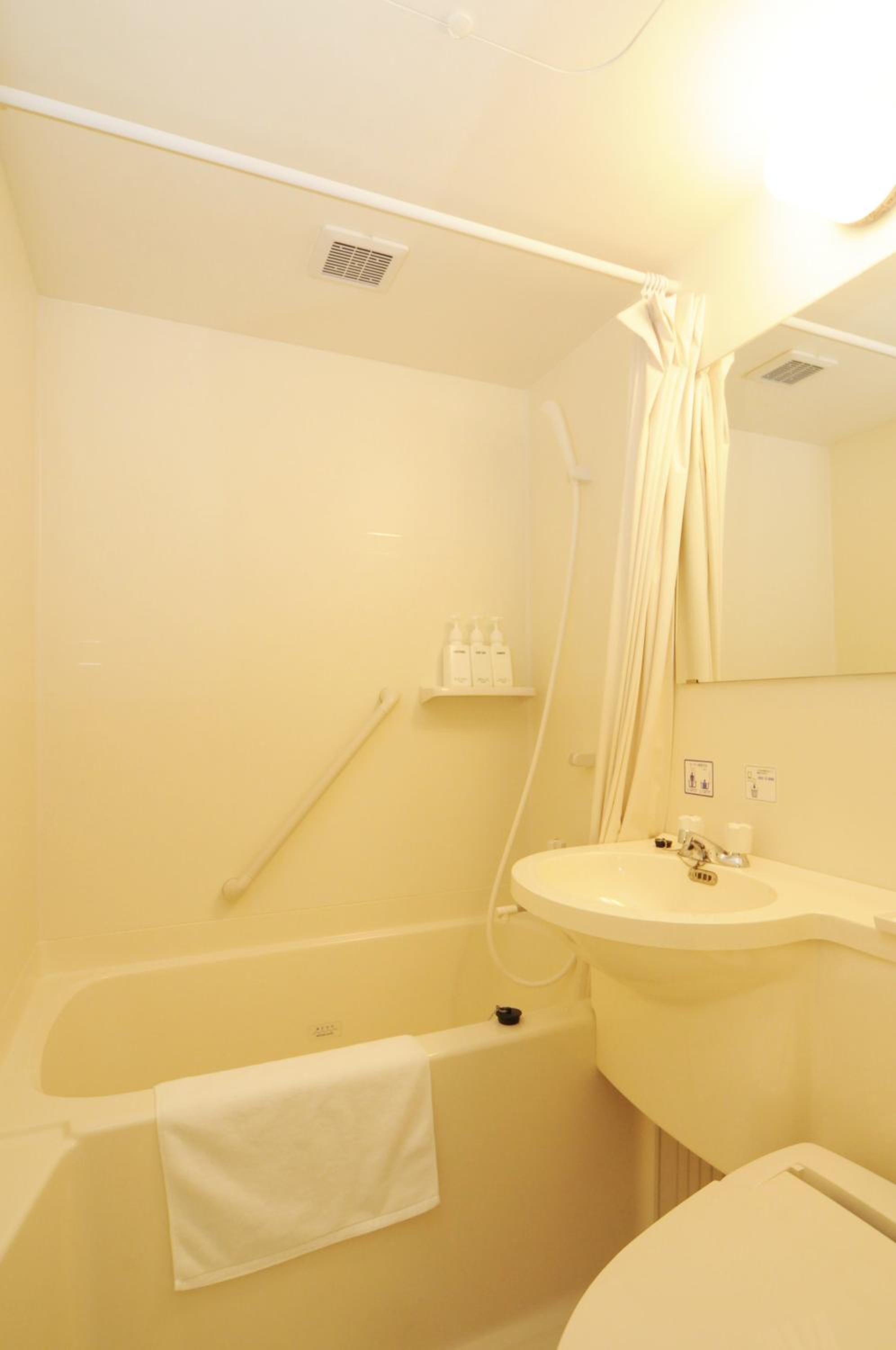 Semi-Double Room - Non-Smoking - Photo 2