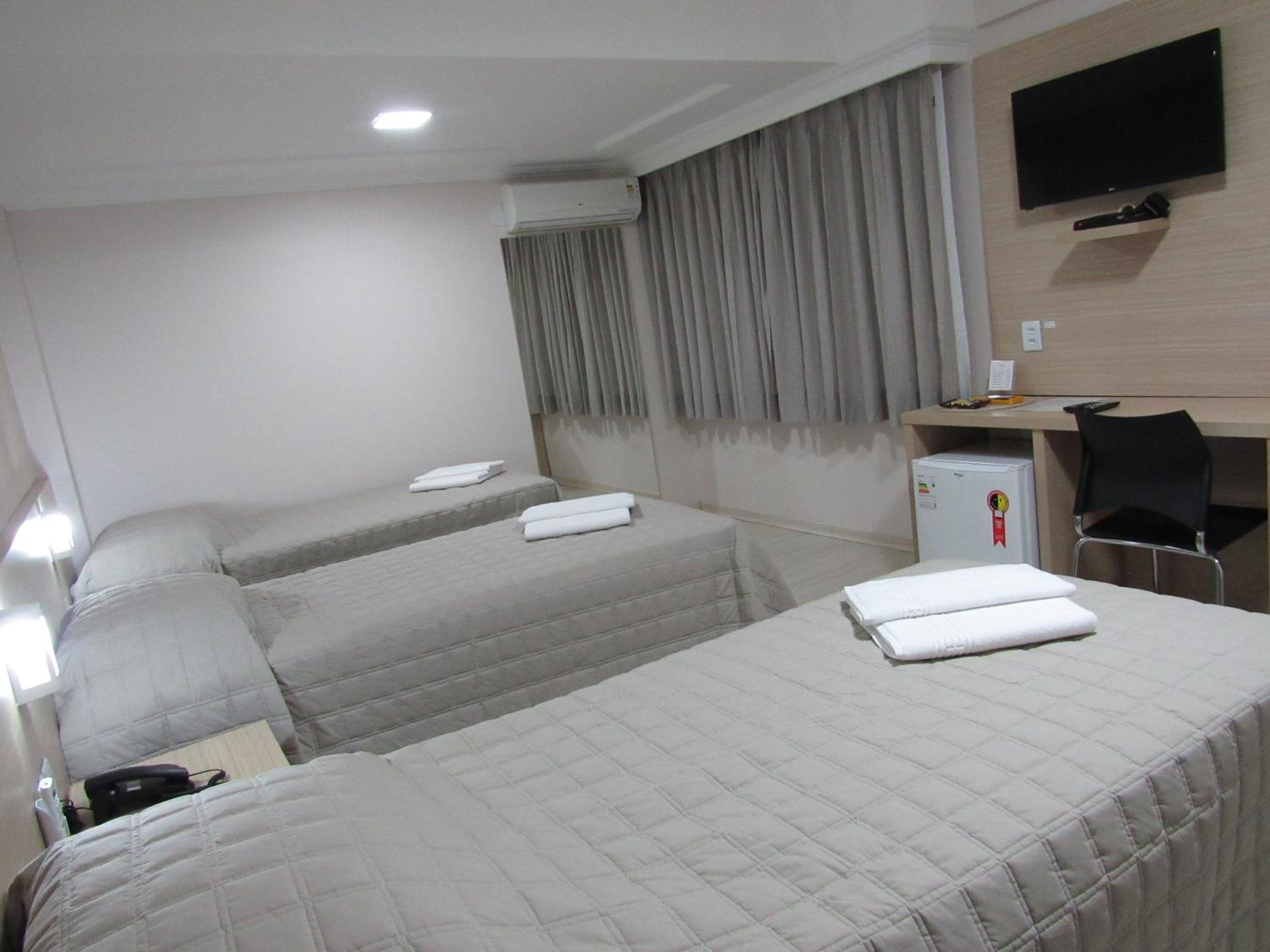 Luxury Triple Room photo 2