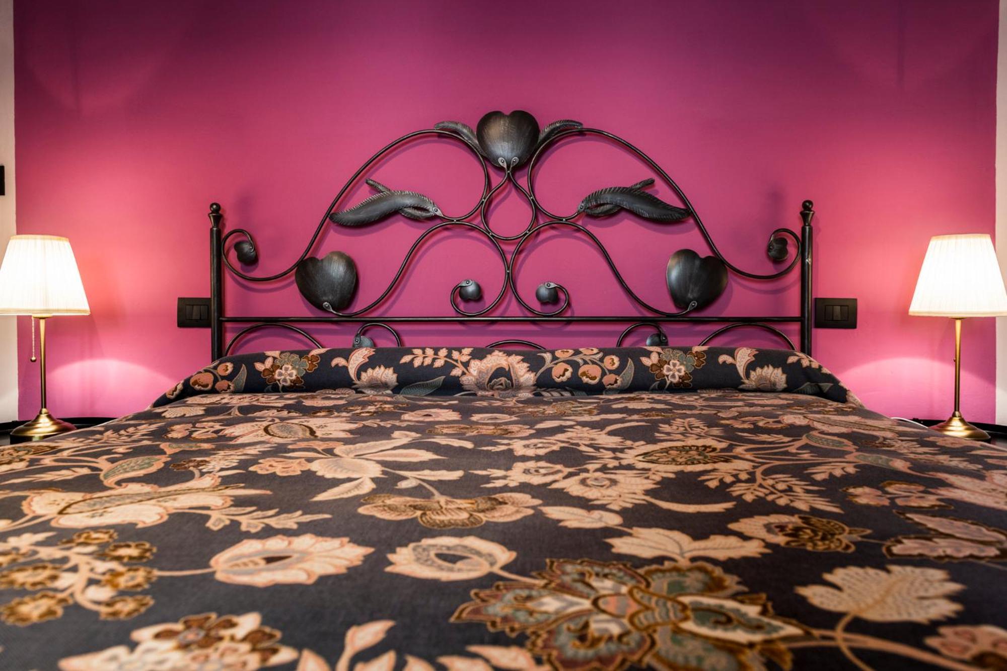 Deluxe Double Room with Castle View photo 2