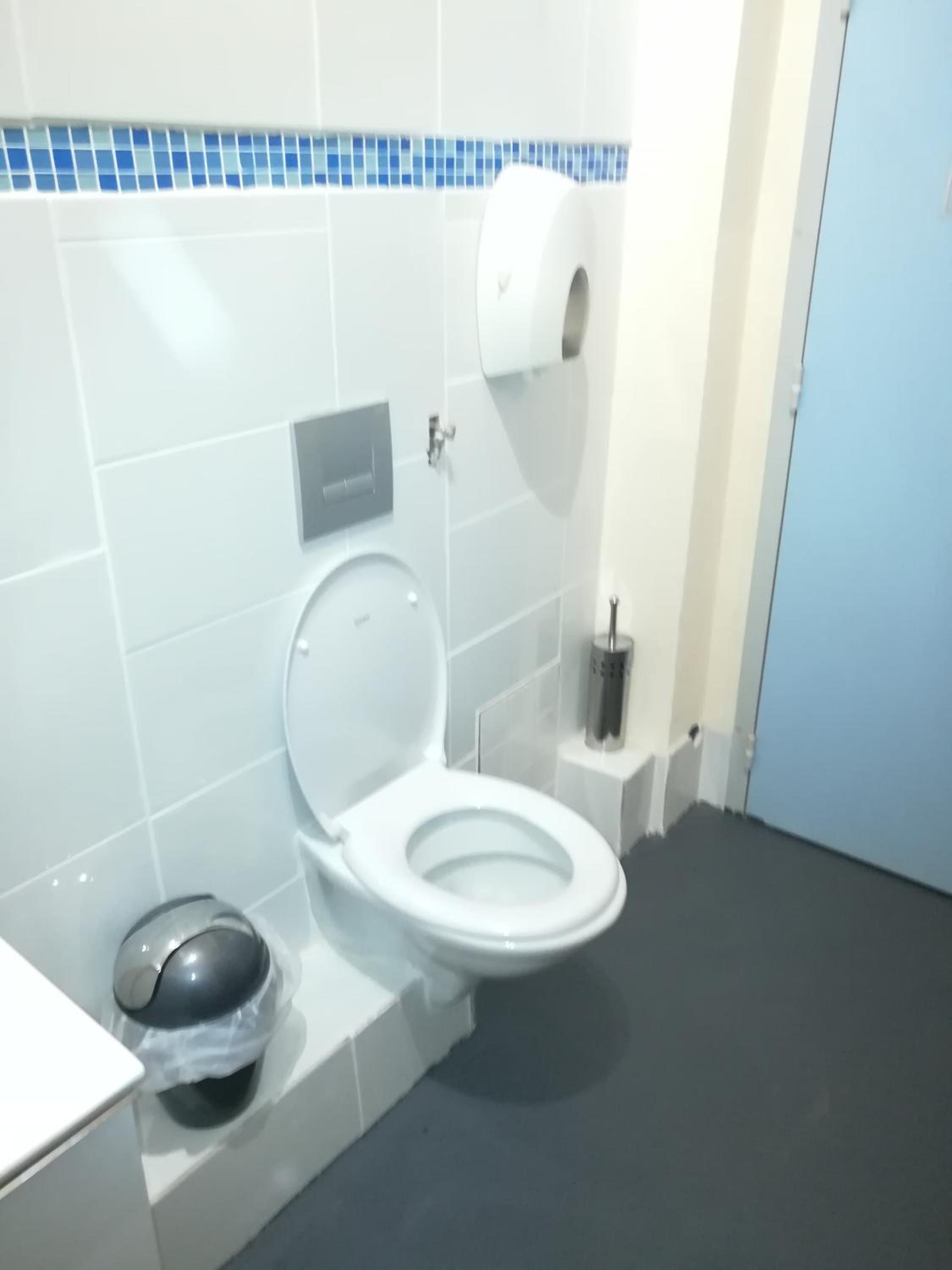 Deluxe Double Room With Bath photo 2