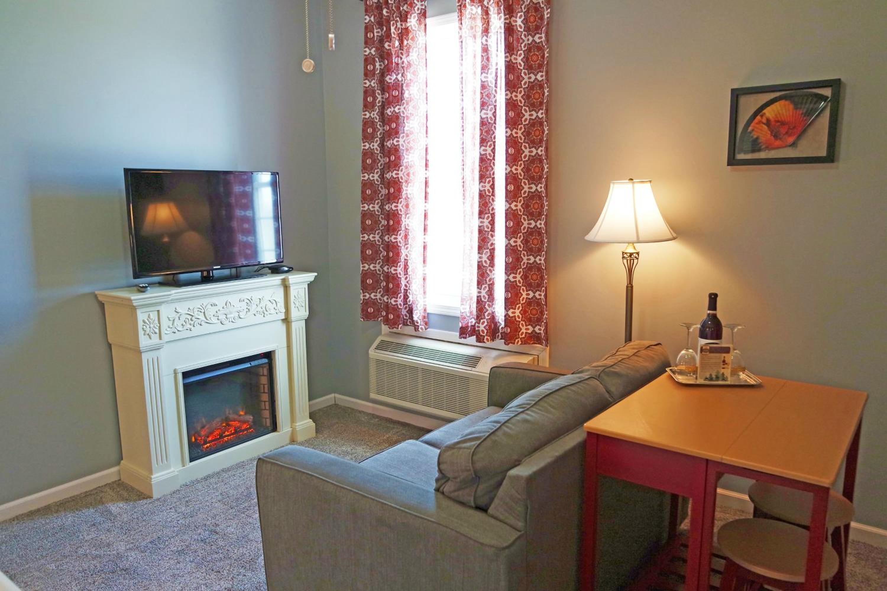 Deluxe Queen Room photo 3