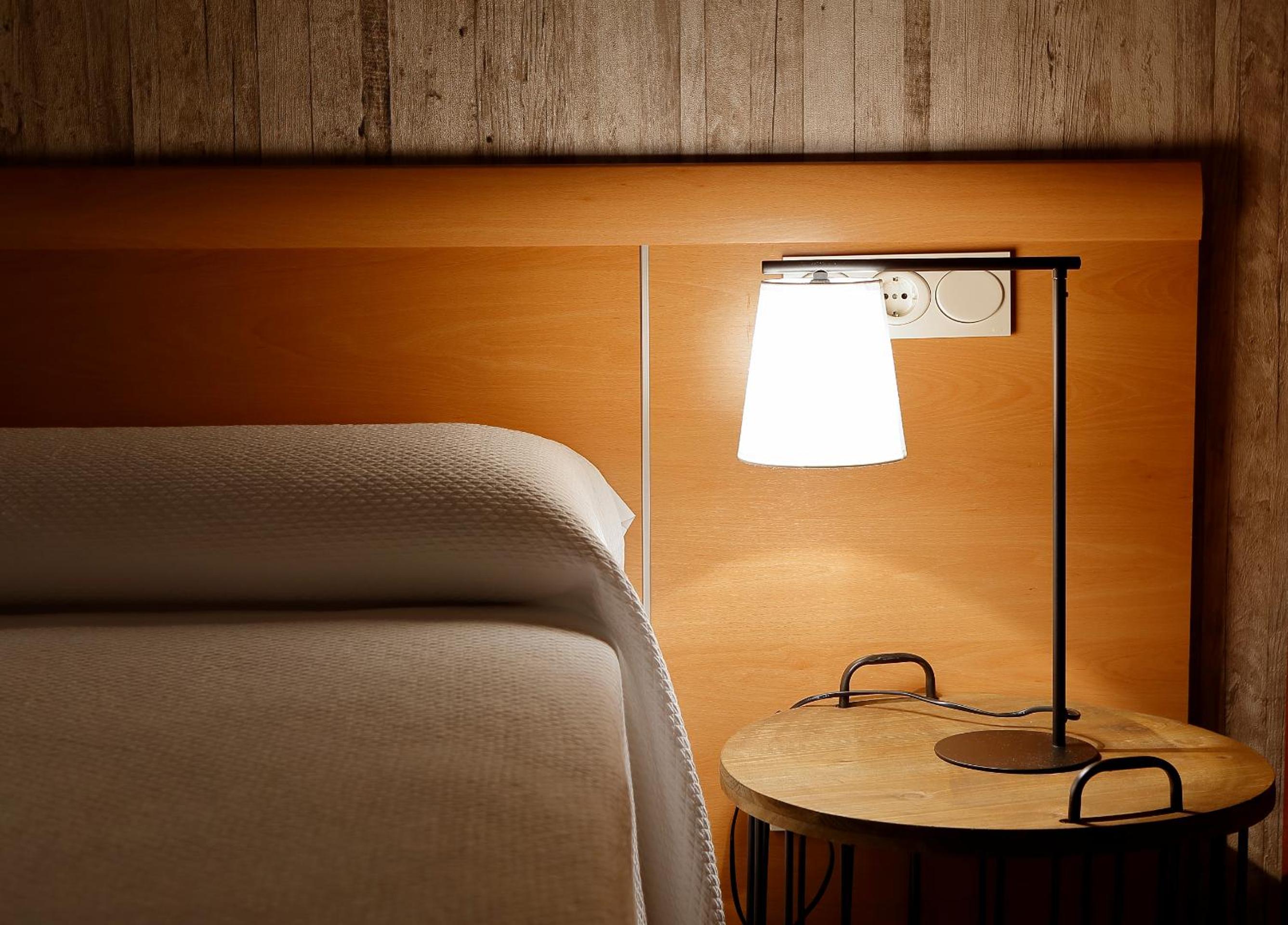 Two-Bedroom Apartment (4-5 Adults) - Photo 5