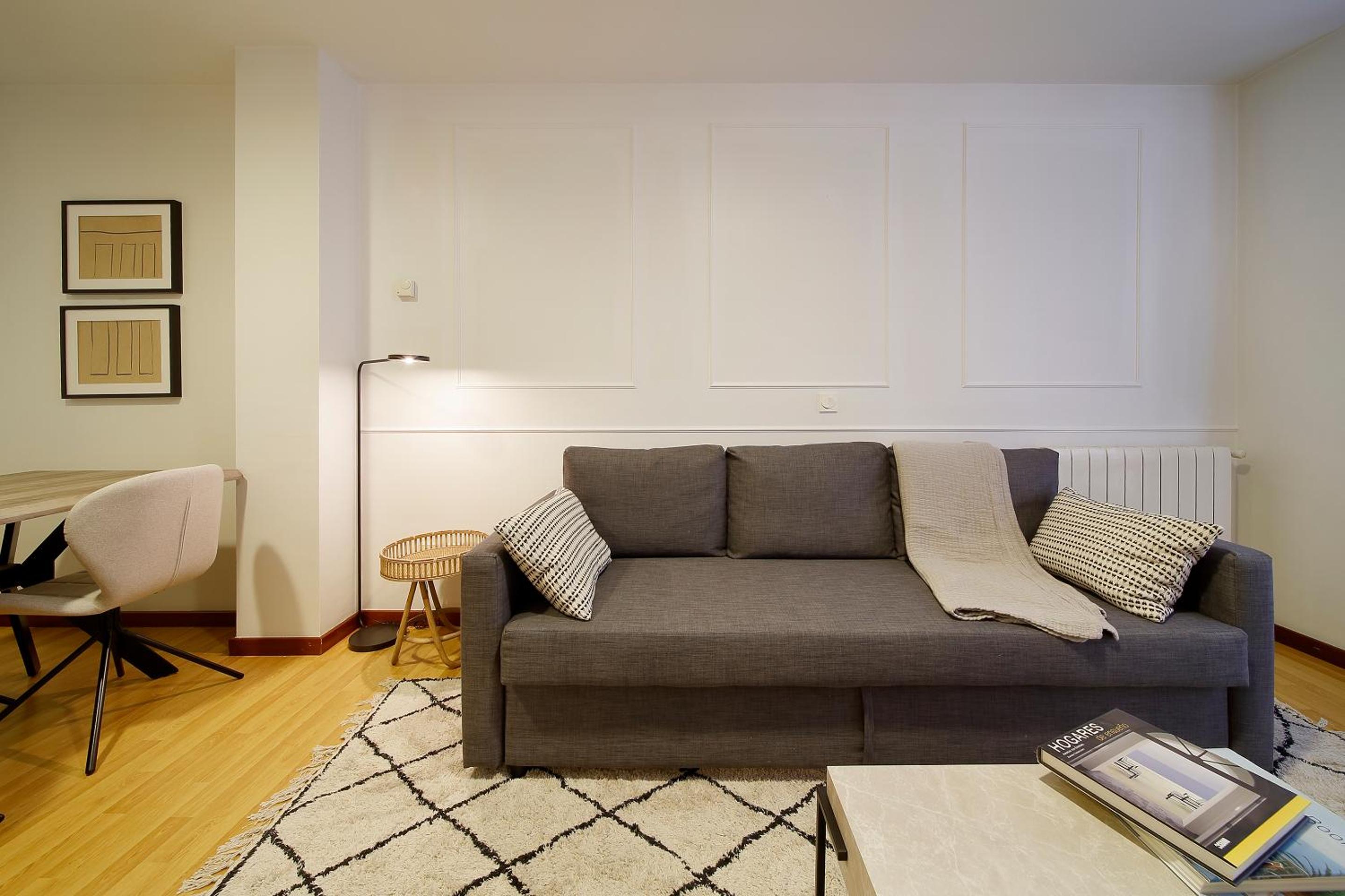 Two-Bedroom Apartment (4-5 Adults) - Photo 17
