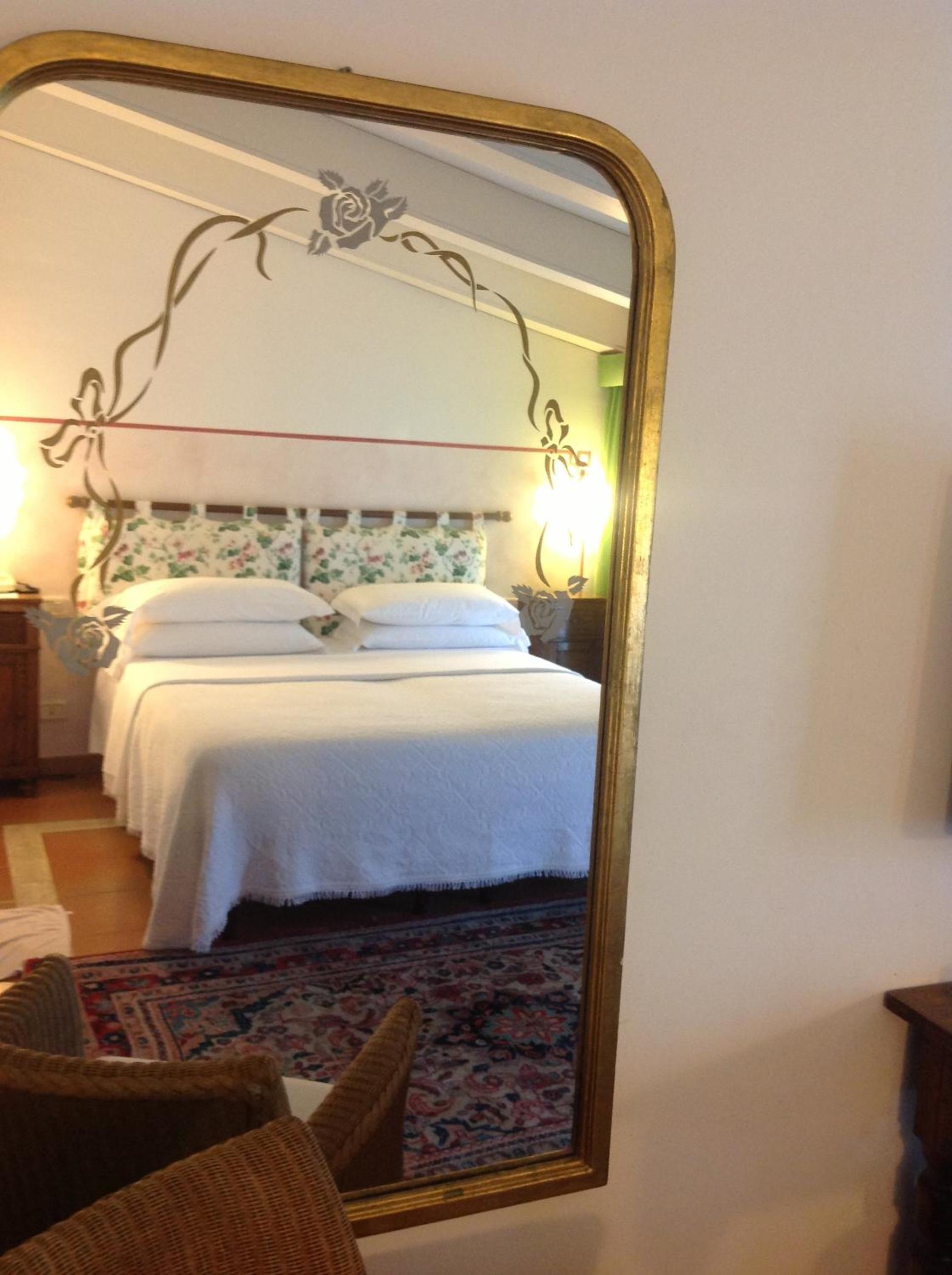 Classic Double Room - Photo 9