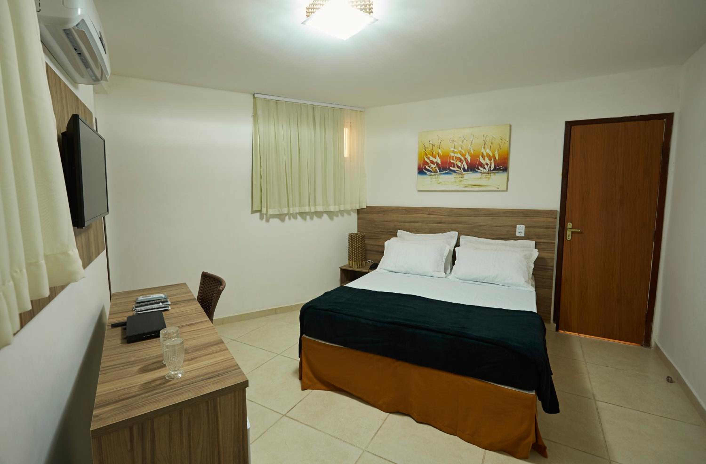 Double Room - Photo 9