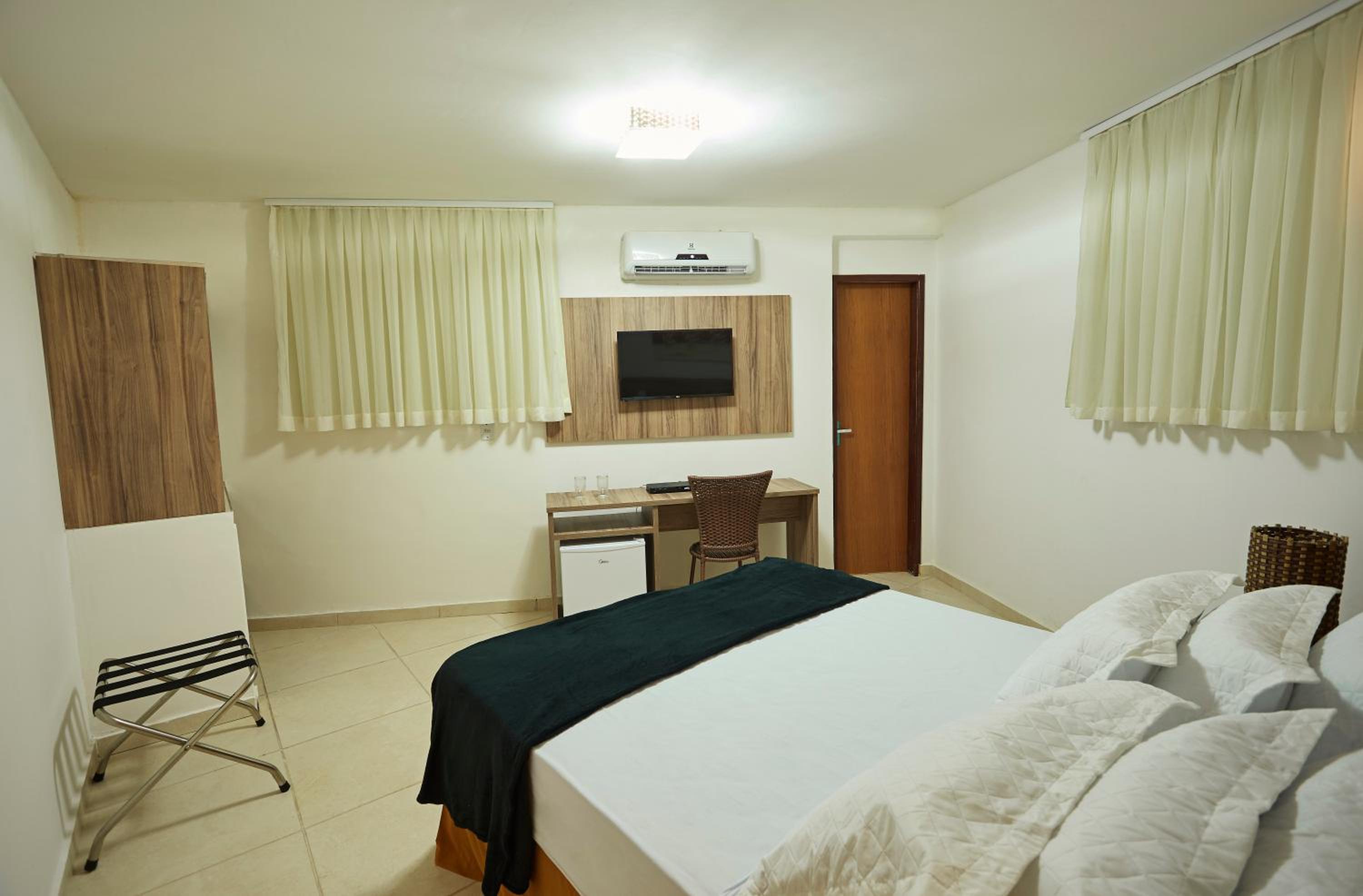 Double Room - Photo 10