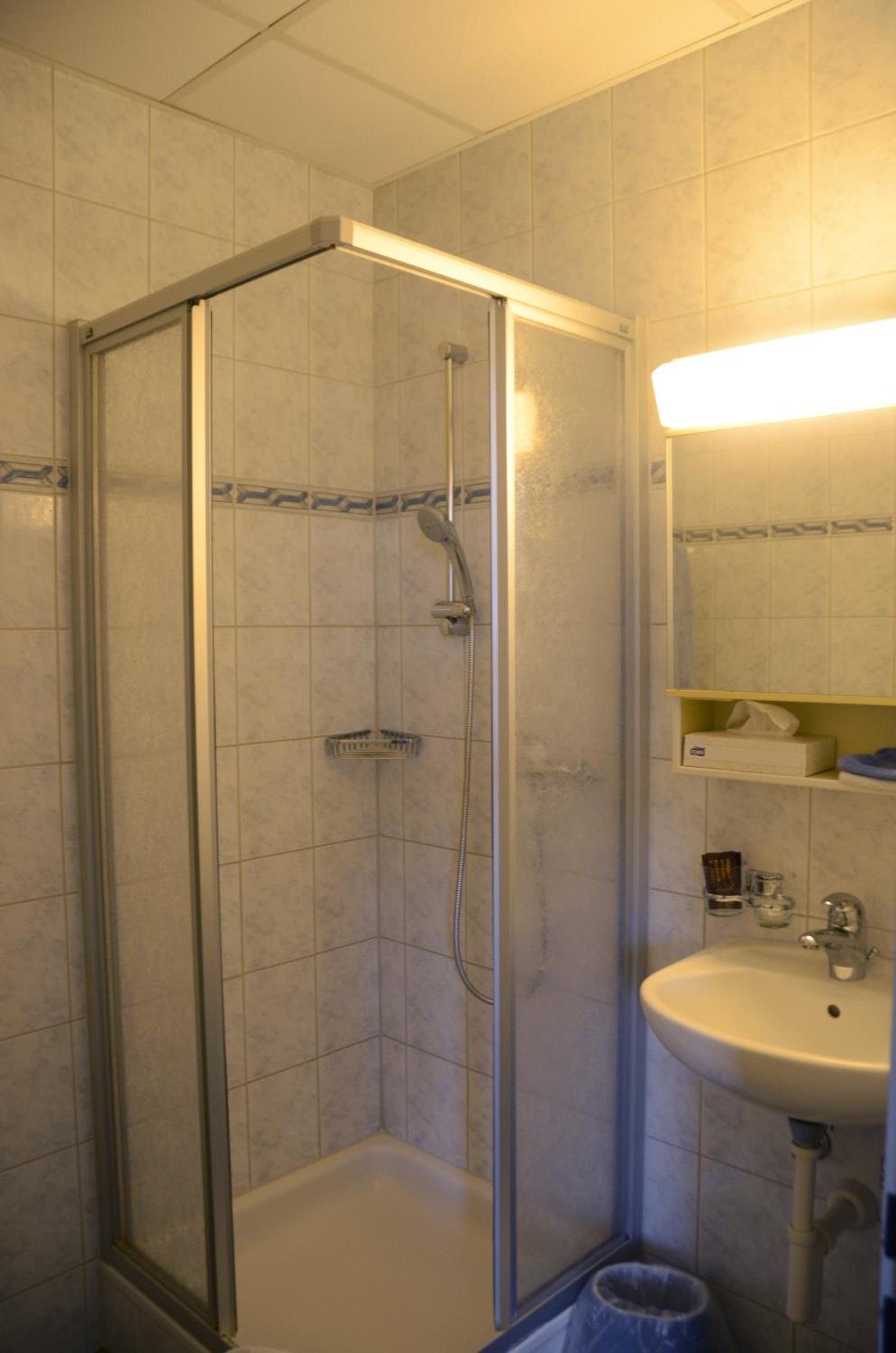 Double Room - Photo 4