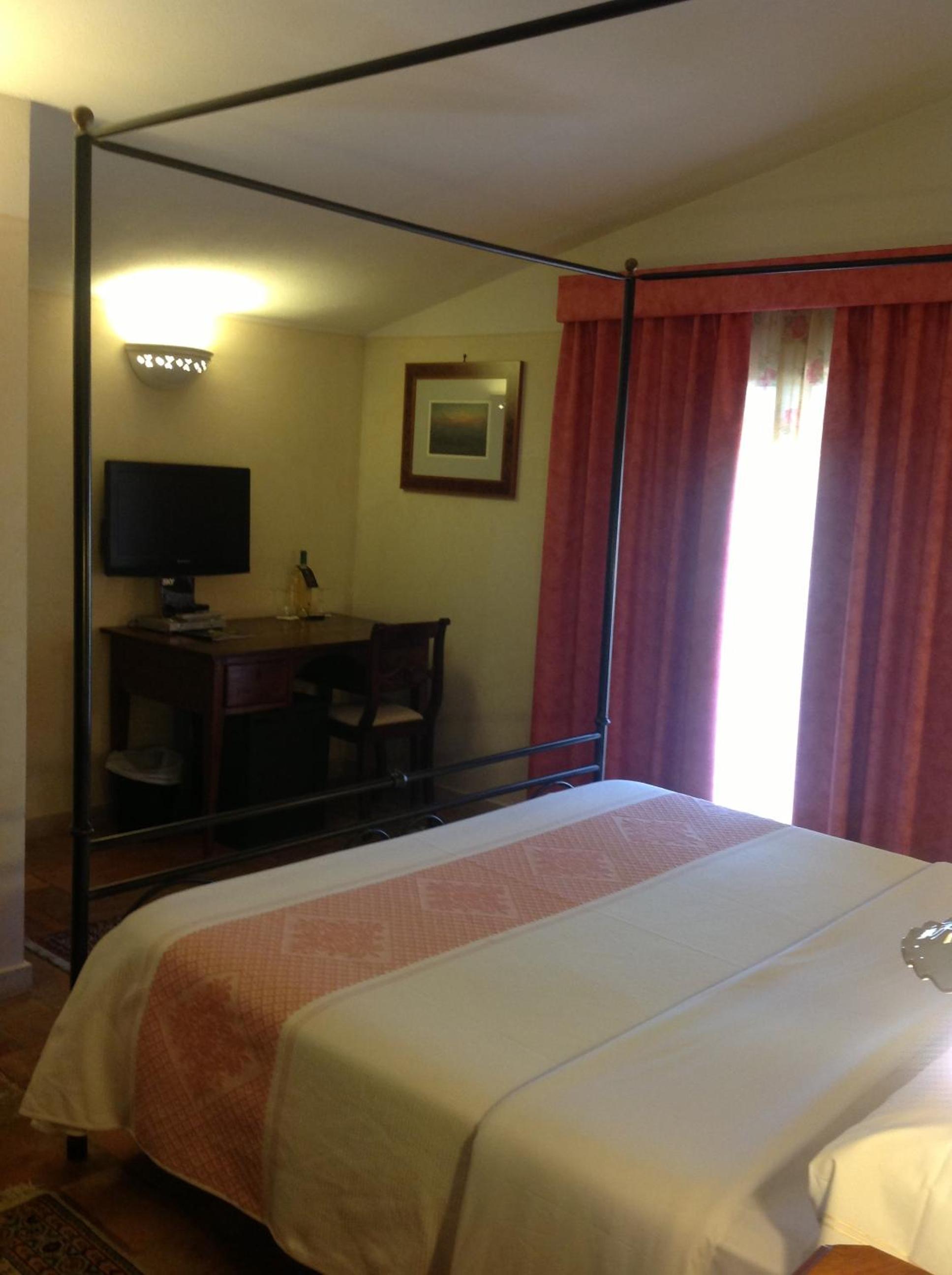 Superior Double Room - Photo 7