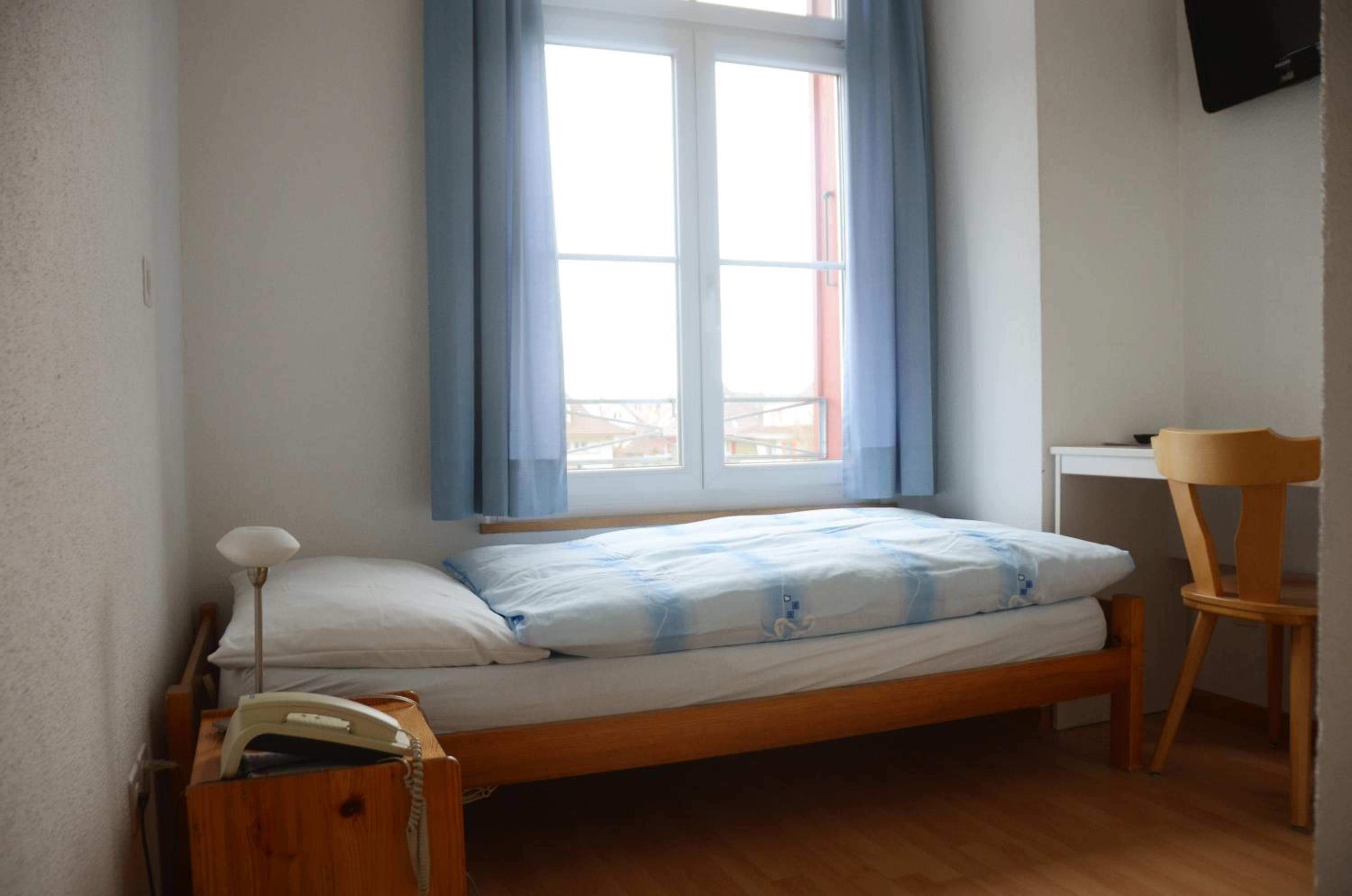 Single Room photo 2