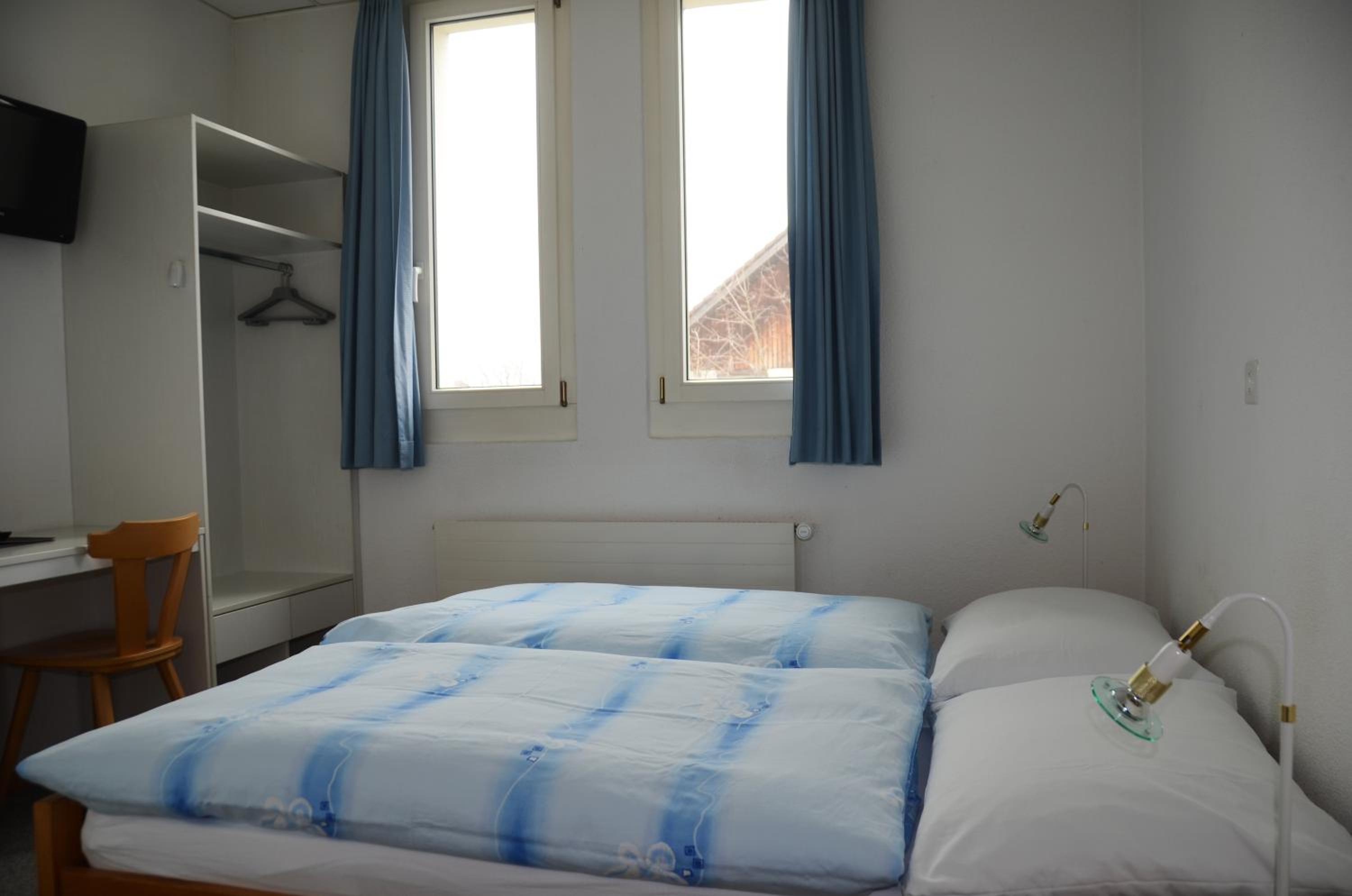 Small Double Room - Photo 6