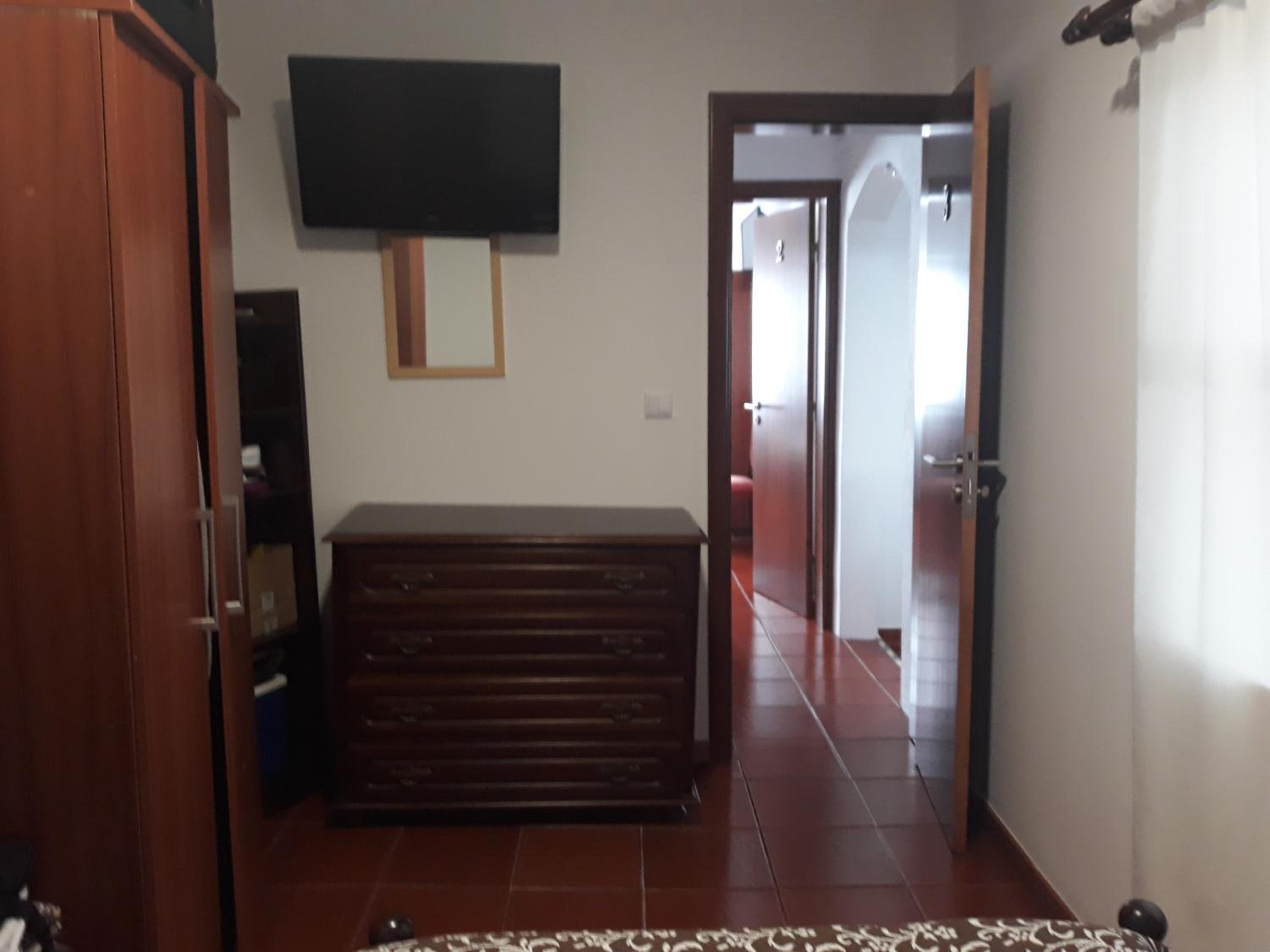 Standard Single Room with Shared Bathroom