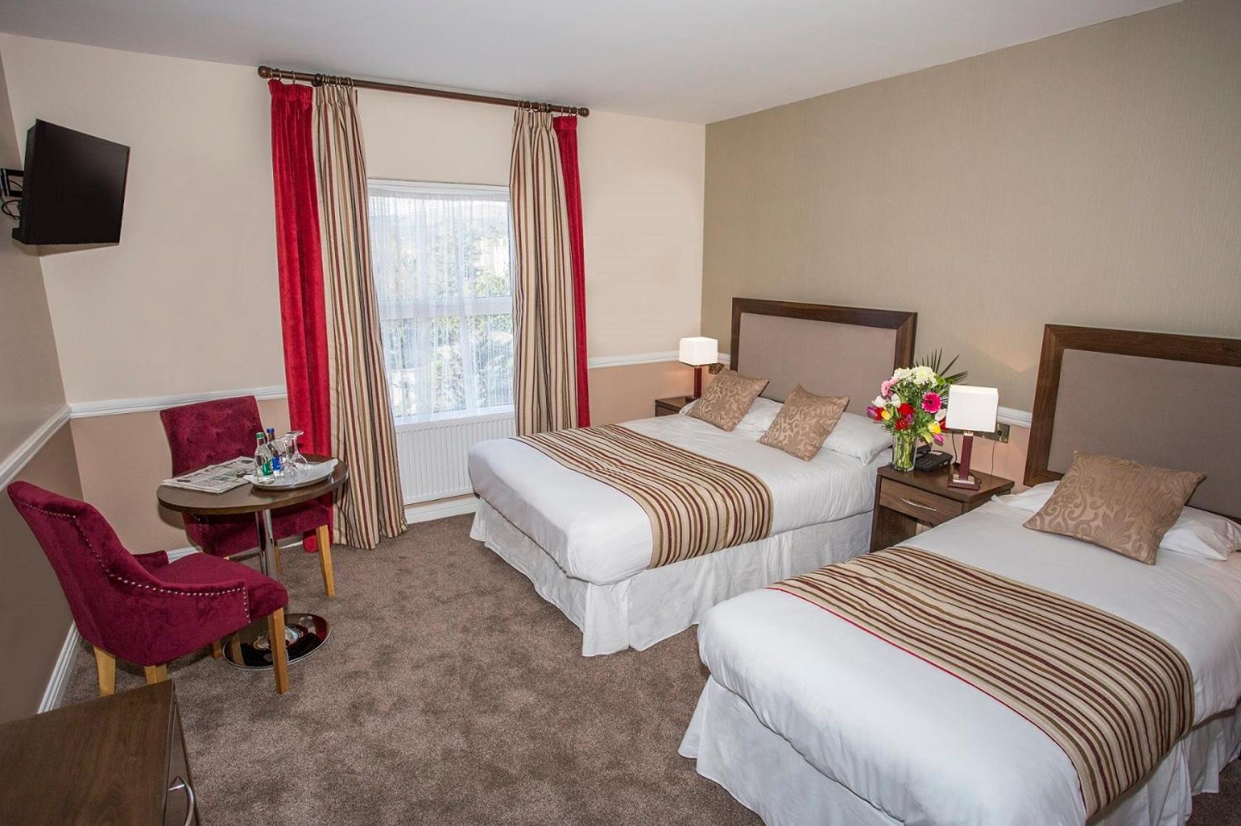 Double & Single Room - Photo 1
