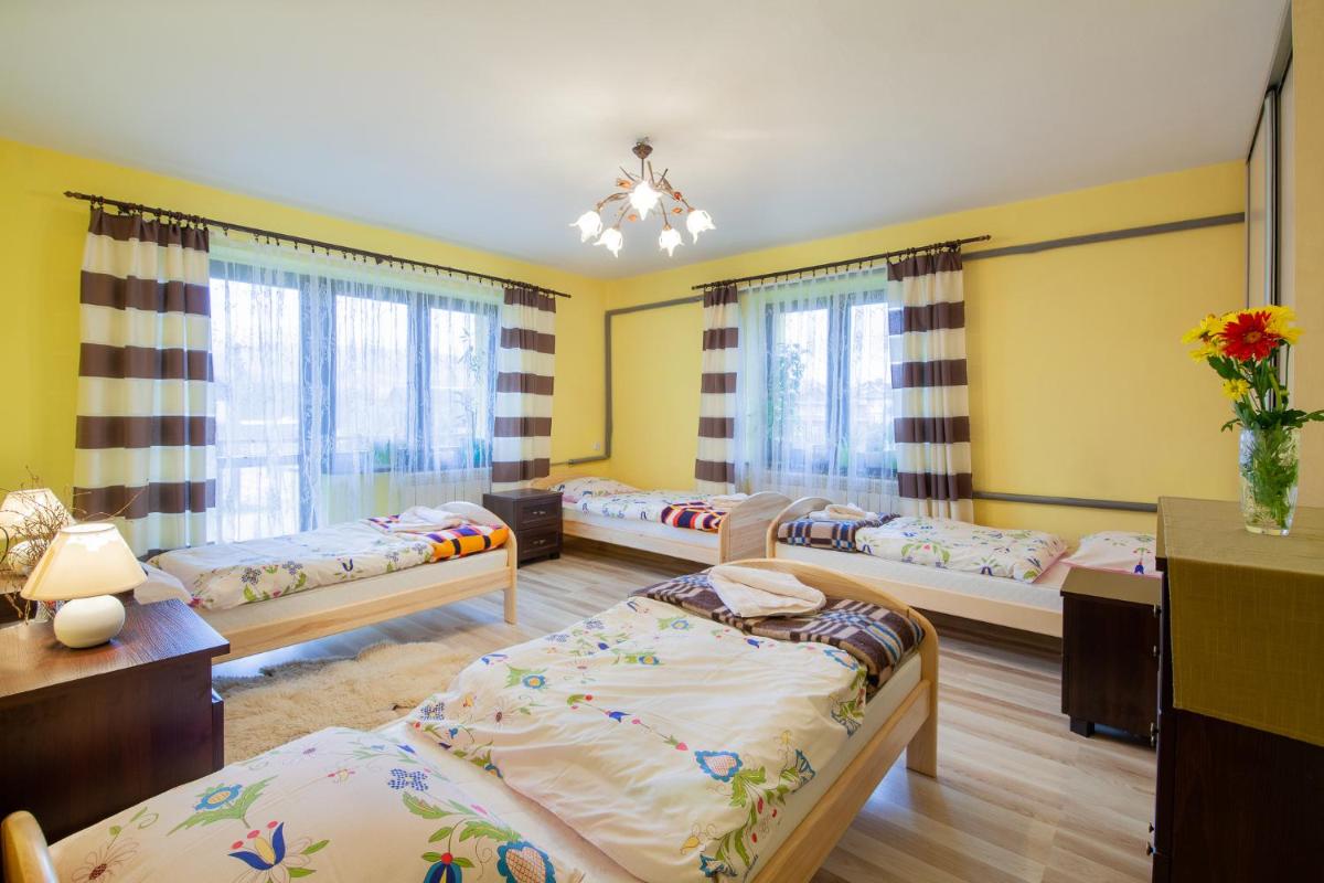 Quadruple Room with Balcony and External Private Bathroom photo 2
