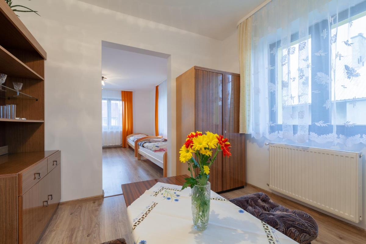 Quadruple Room with Private Bathroom photo 2