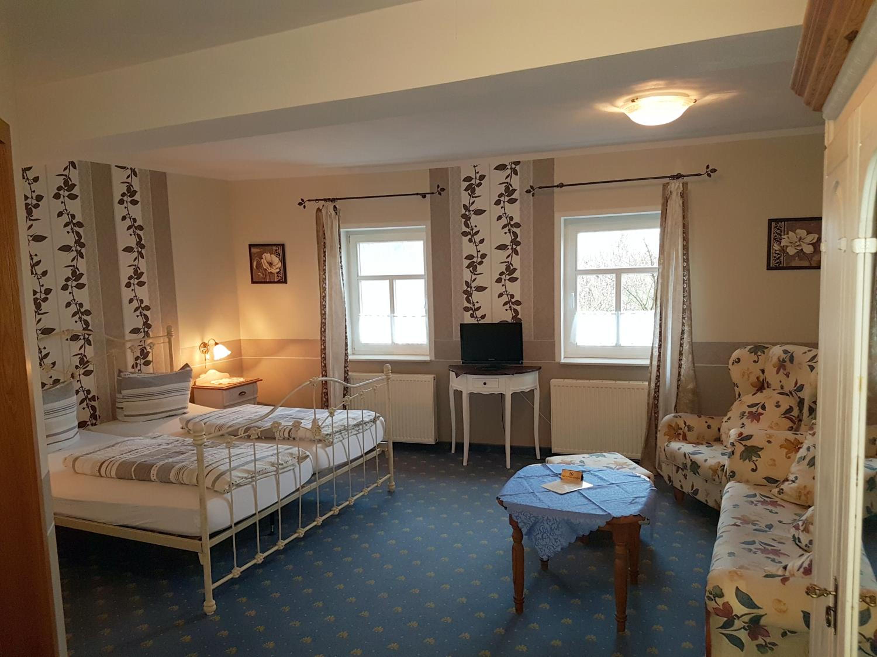 Double Room - Photo 1