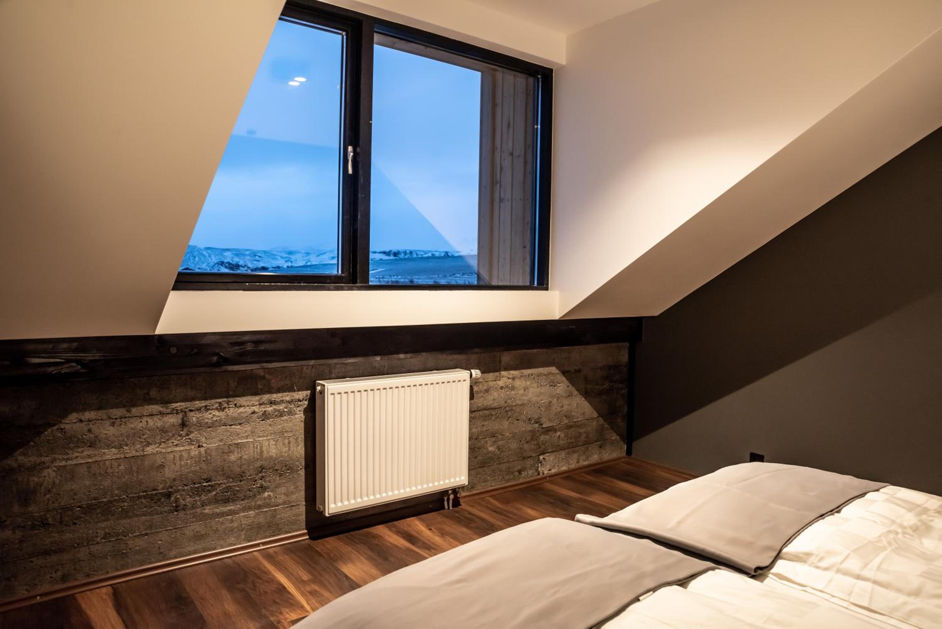 Double Room with Mountain View and Shared Bathroom photo 3