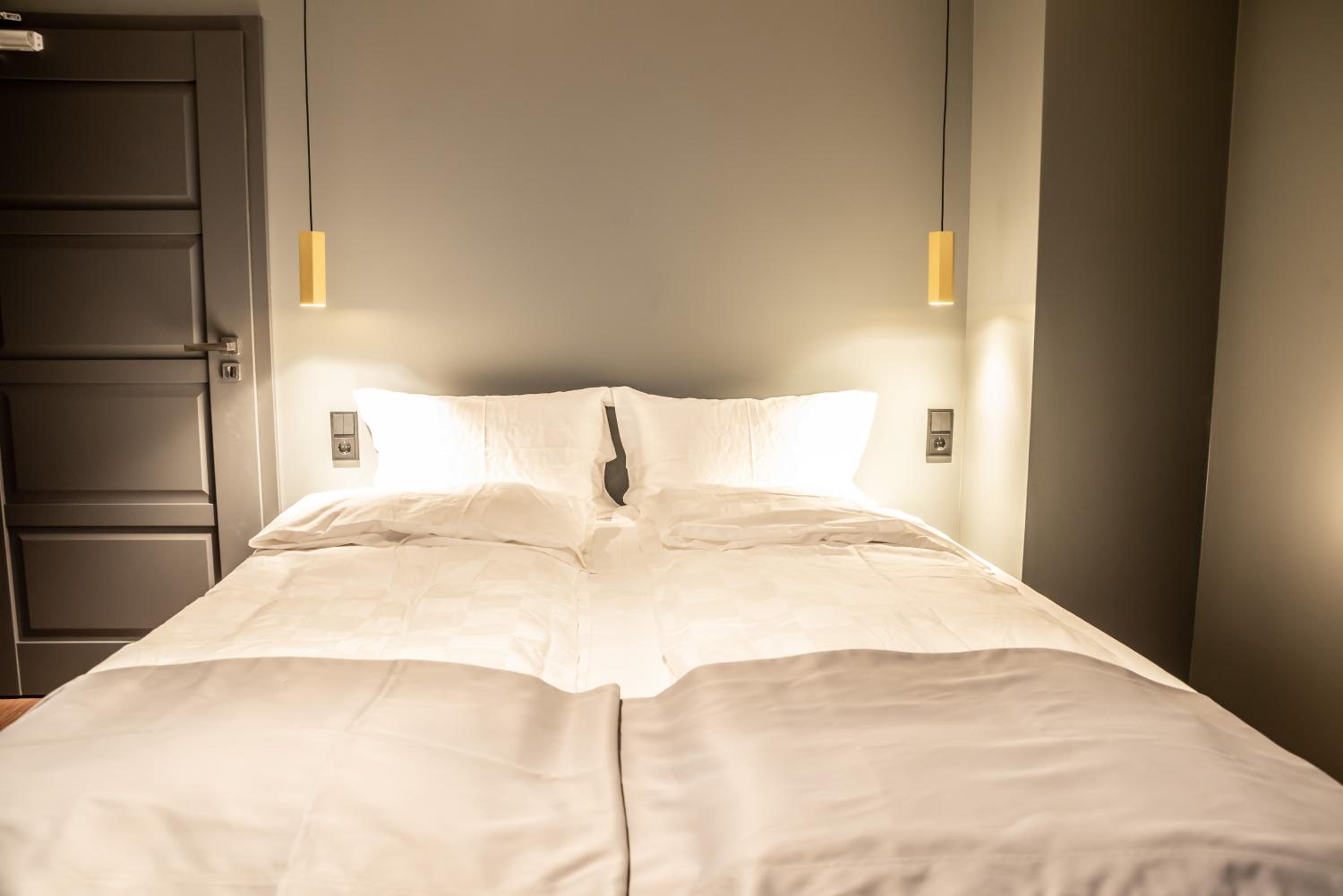 Double Room with Shared Bathroom photo 1