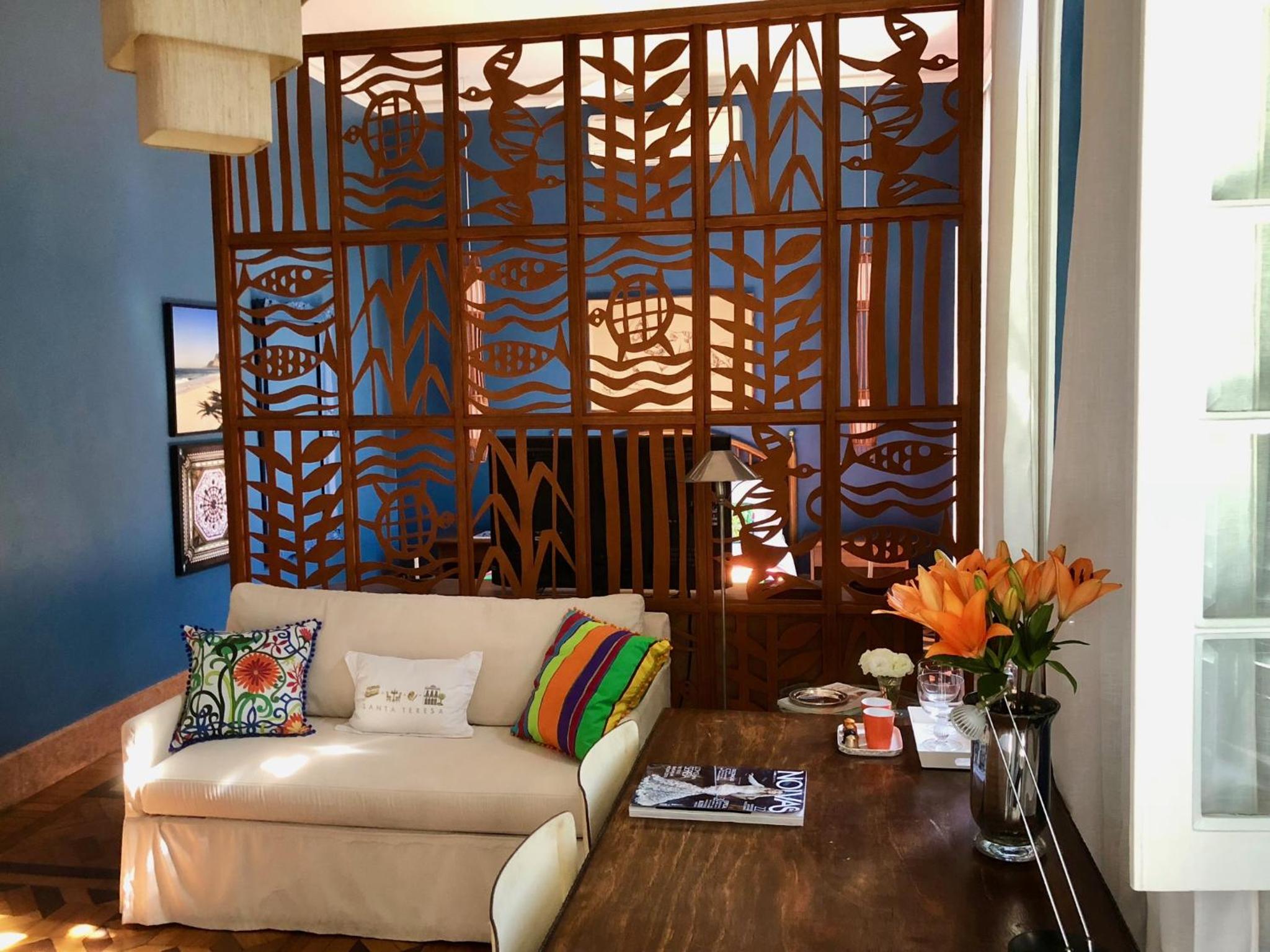 Deluxe Queen Suite