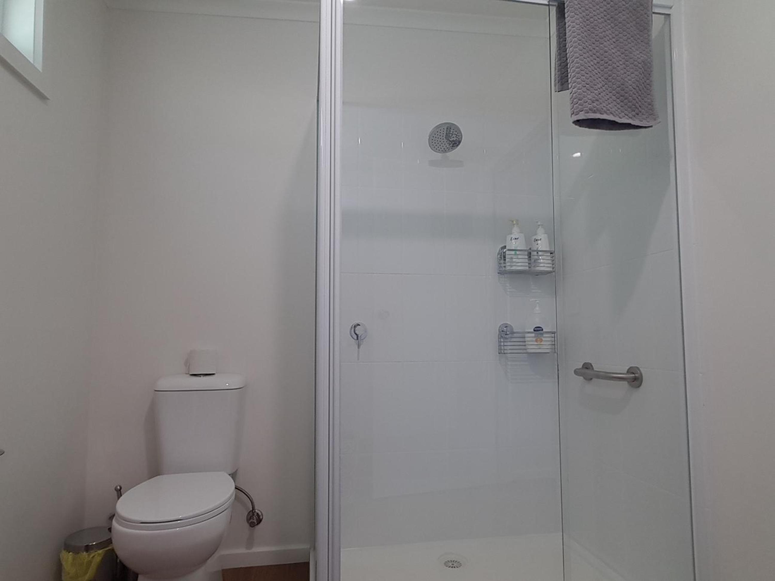 Studio Apartment - Photo 9