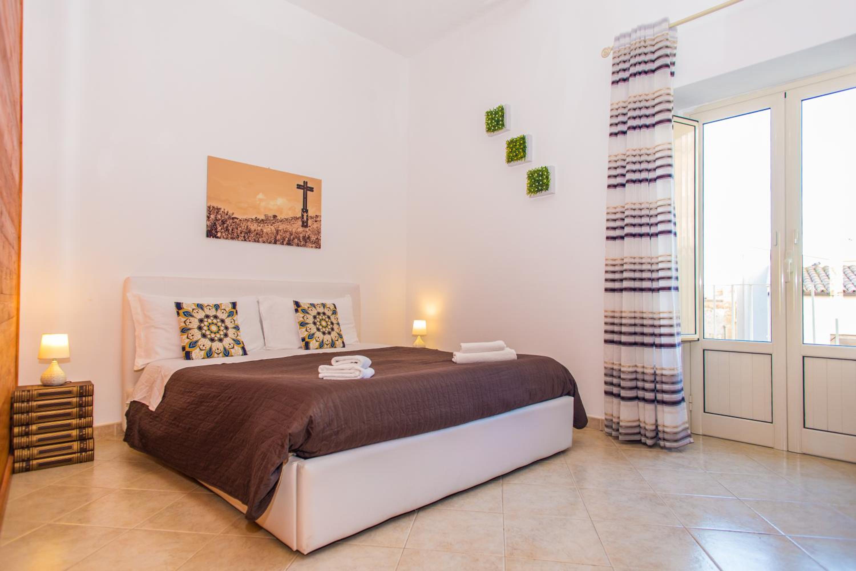 Double Room with Shared Bathroom and Balcony