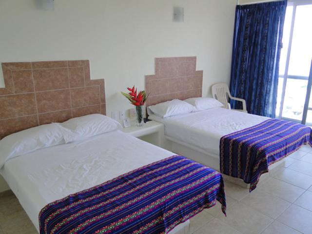 Family Room with Sea View photo 1