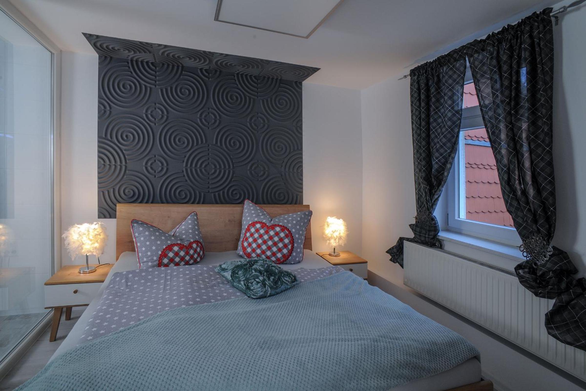 Deluxe Double Room (2 Adults + 1 Child) - Photo 6