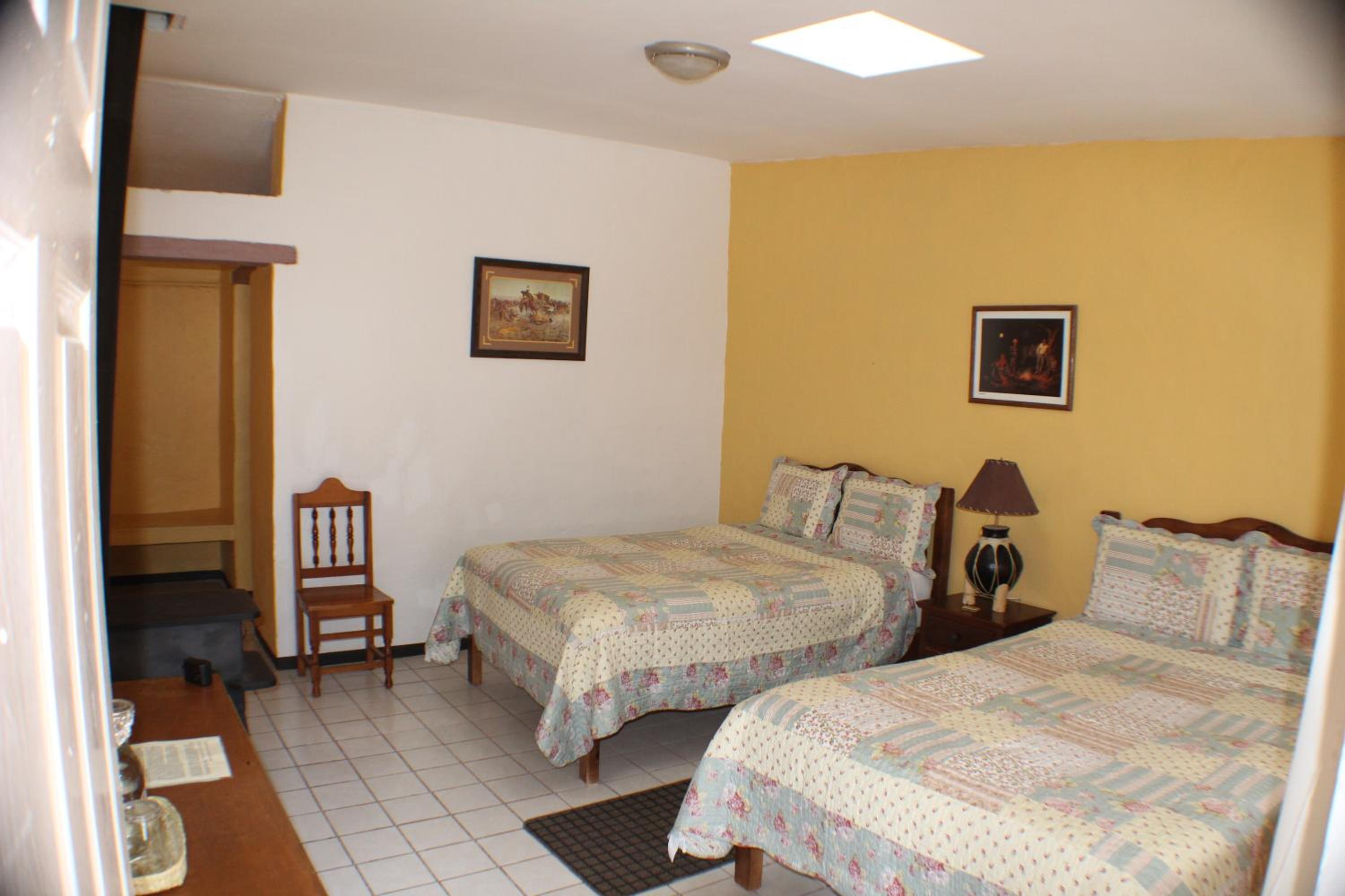 Double Room with Two Double Beds photo 2