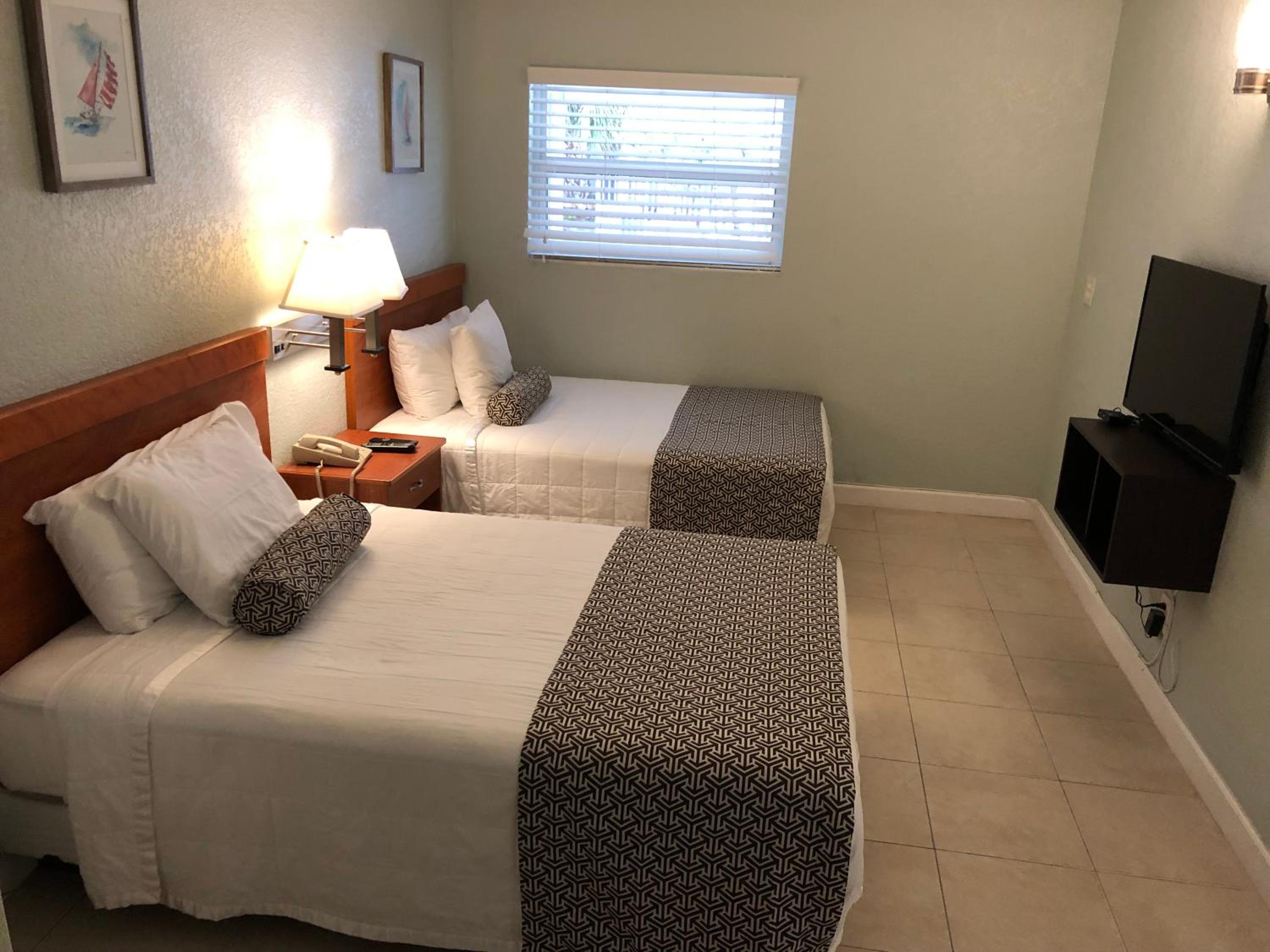 One-Bedroom Suite photo 2