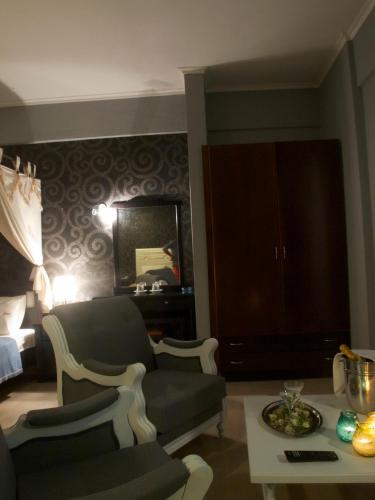Suite - Photo 12