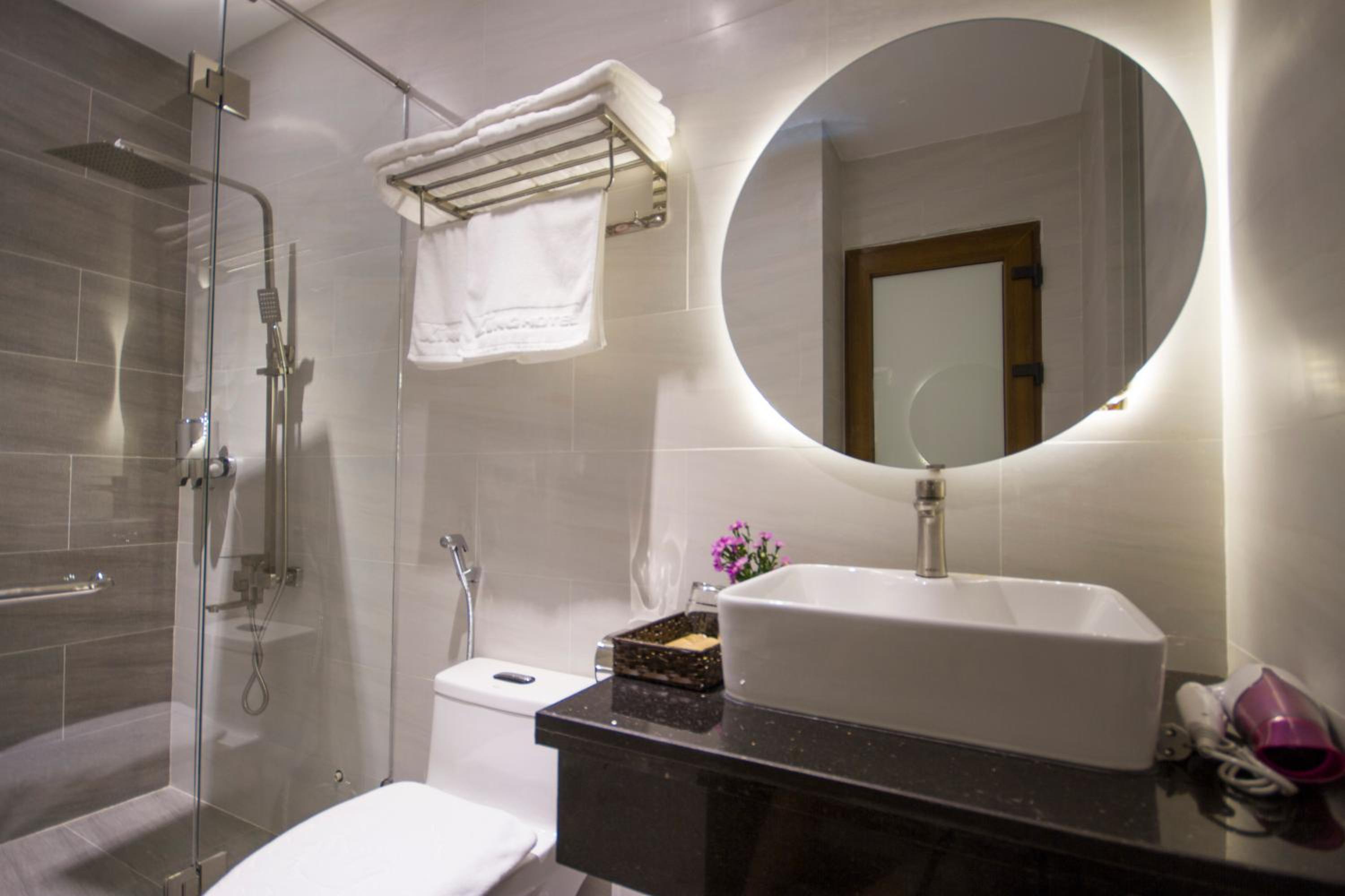 Studio Suite - Photo 4
