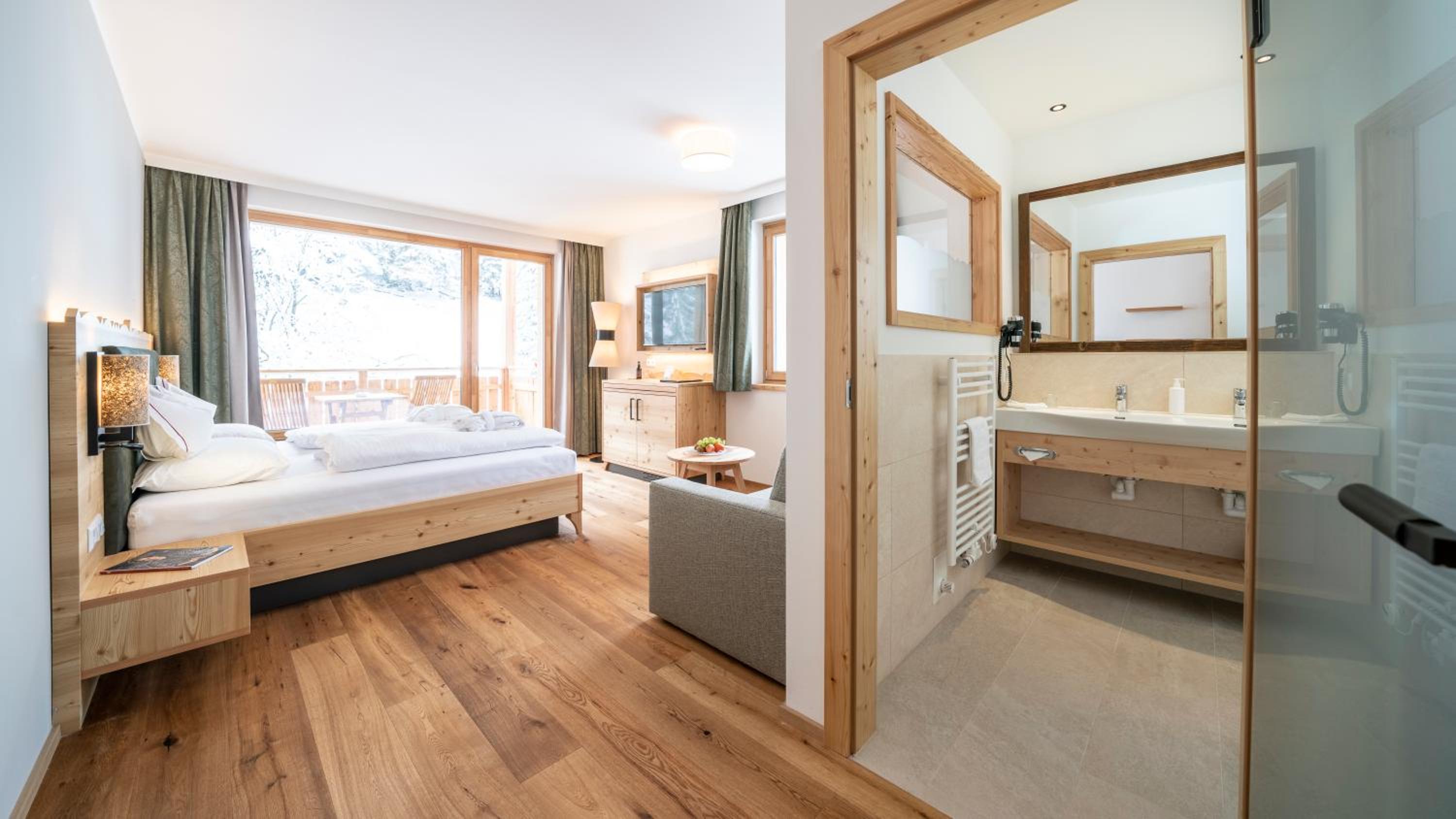 Family Suite with Balcony photo 1