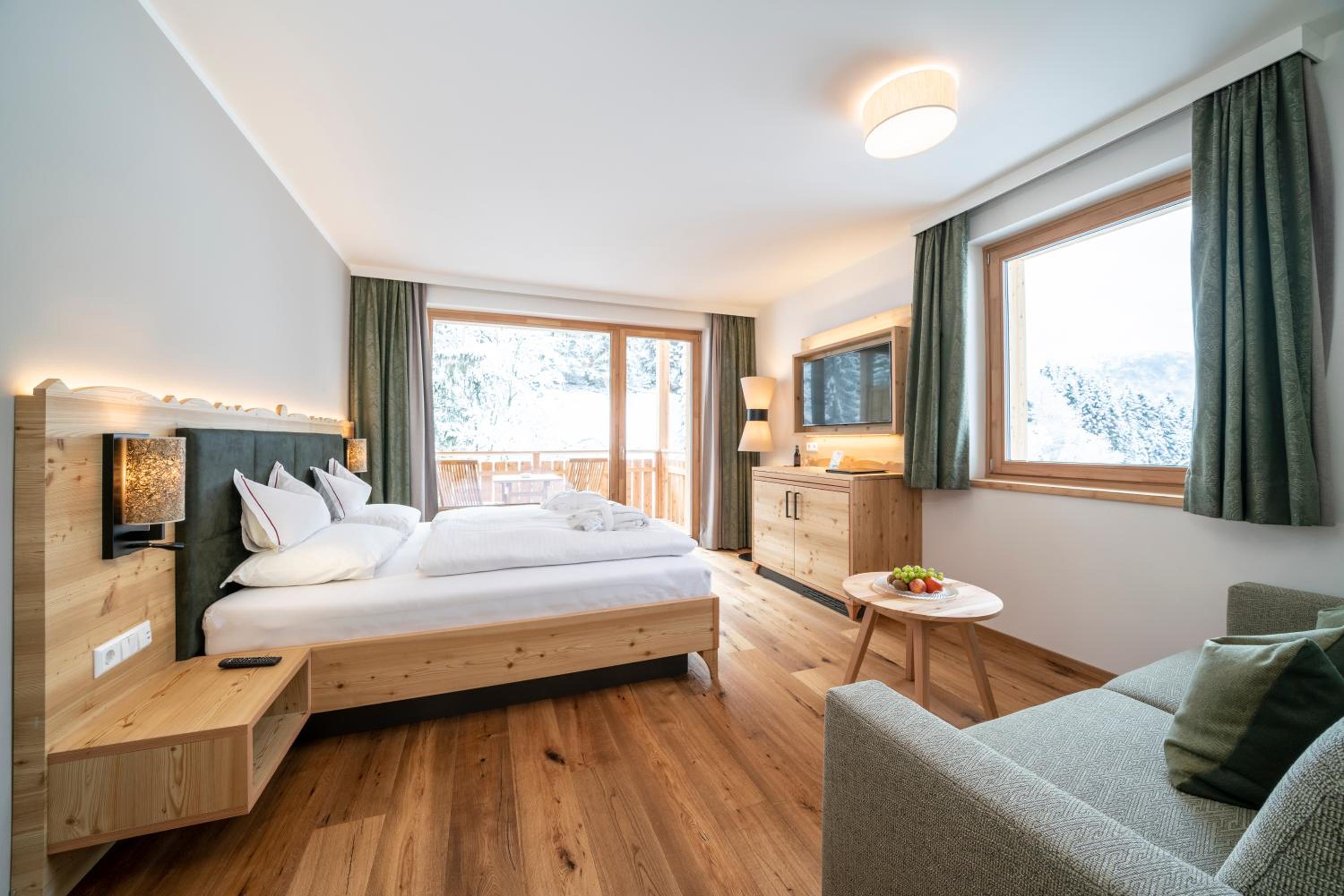 Family Suite with Balcony photo 2