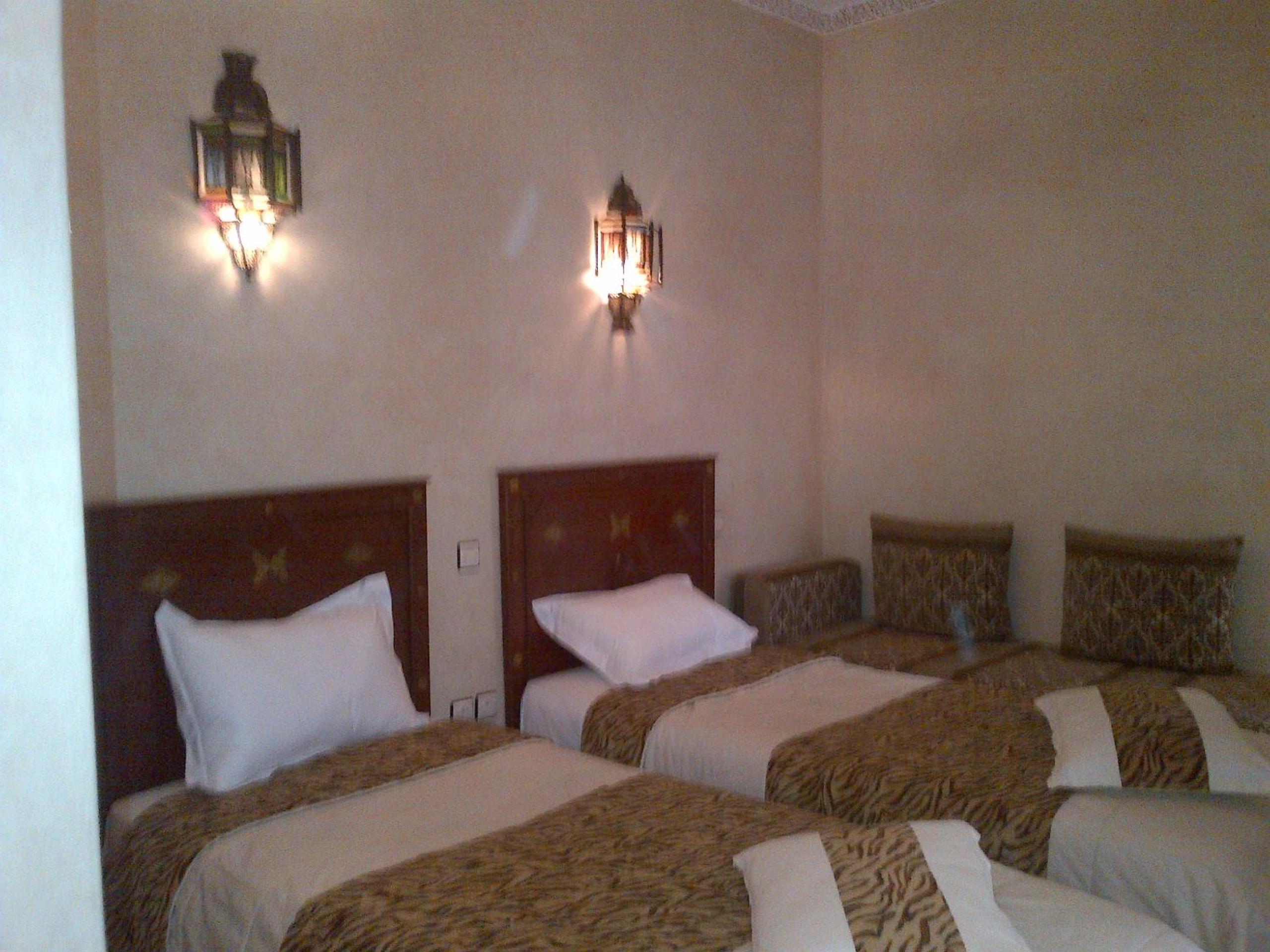 Triple Room - Photo 23