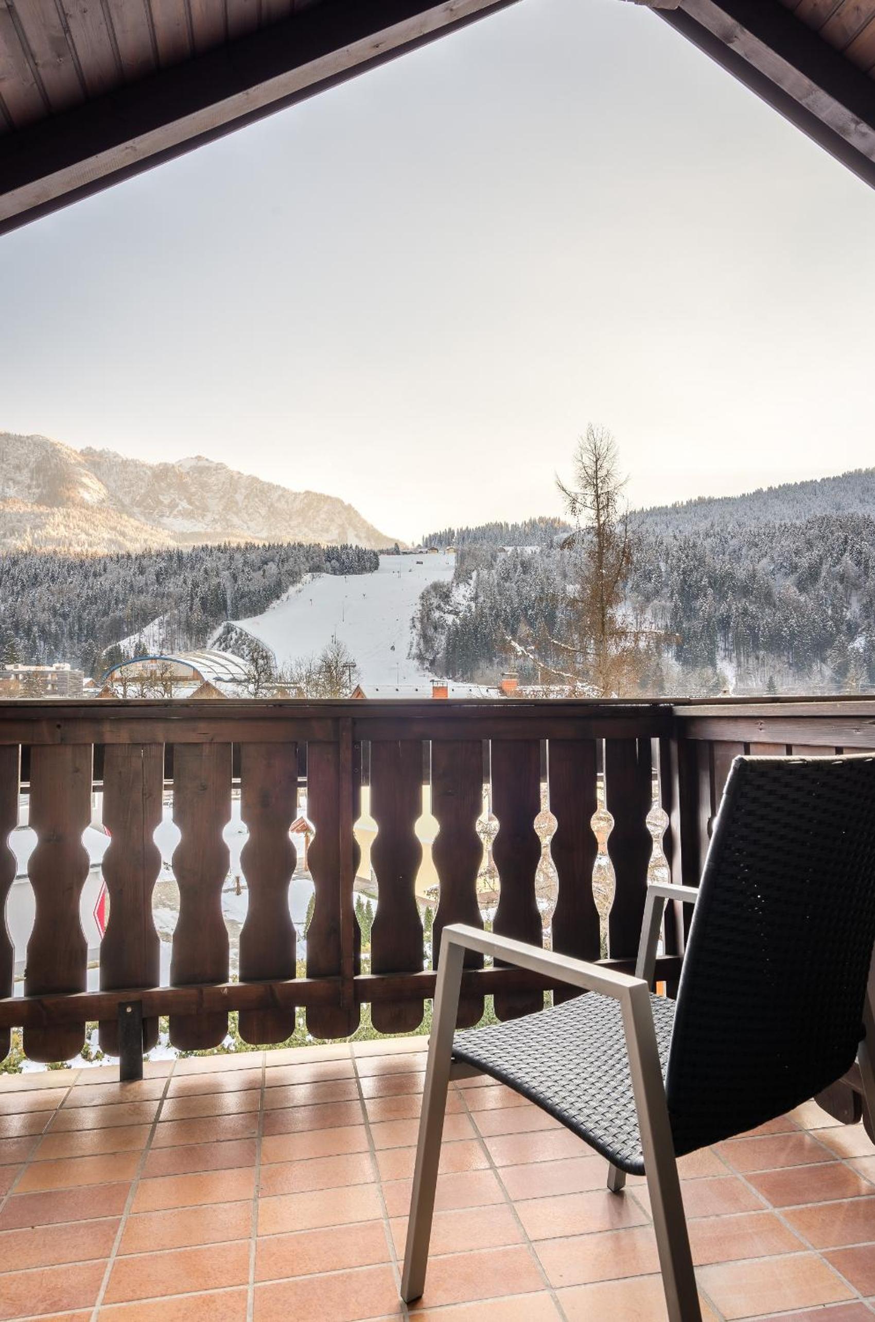 Double Room with Balcony photo 2