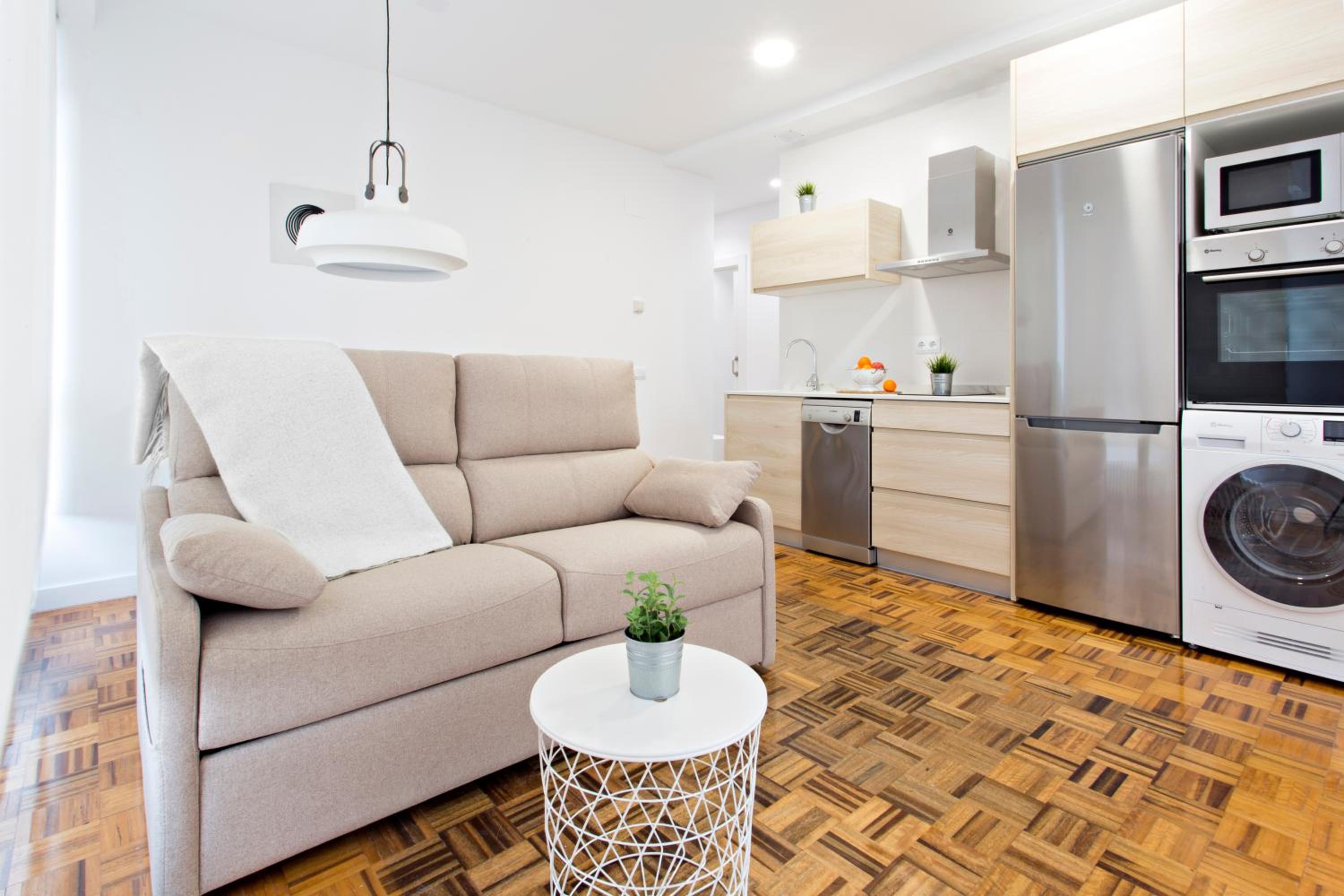 One-Bedroom Apartment with Terrace - Photo 1