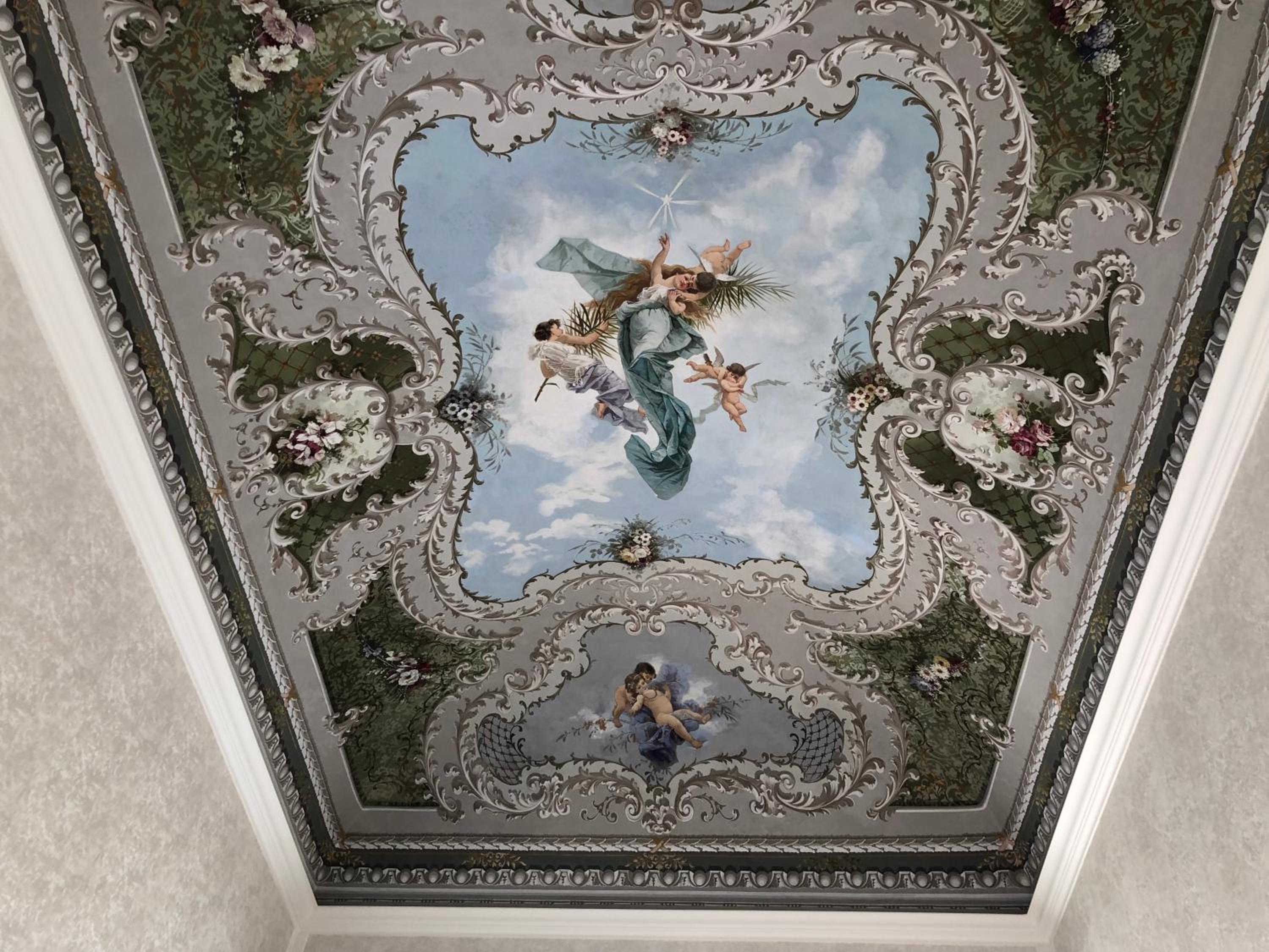 Deluxe Queen Room - Photo 33