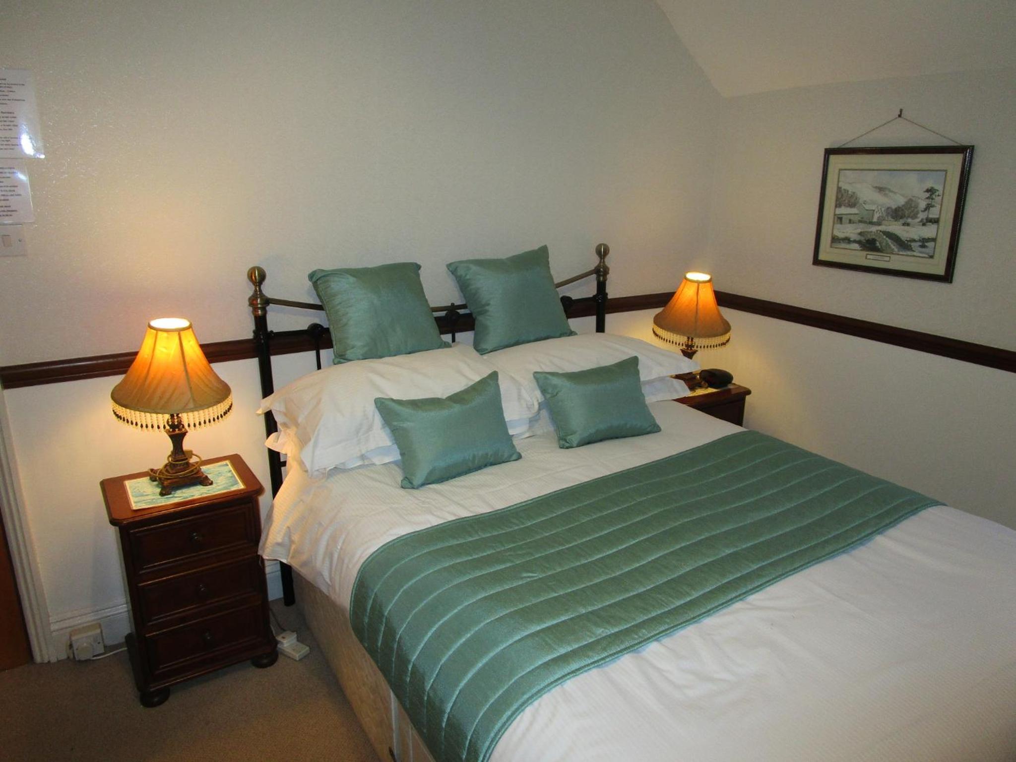 Cozy Double Room with En-Suite Shower, photo 7