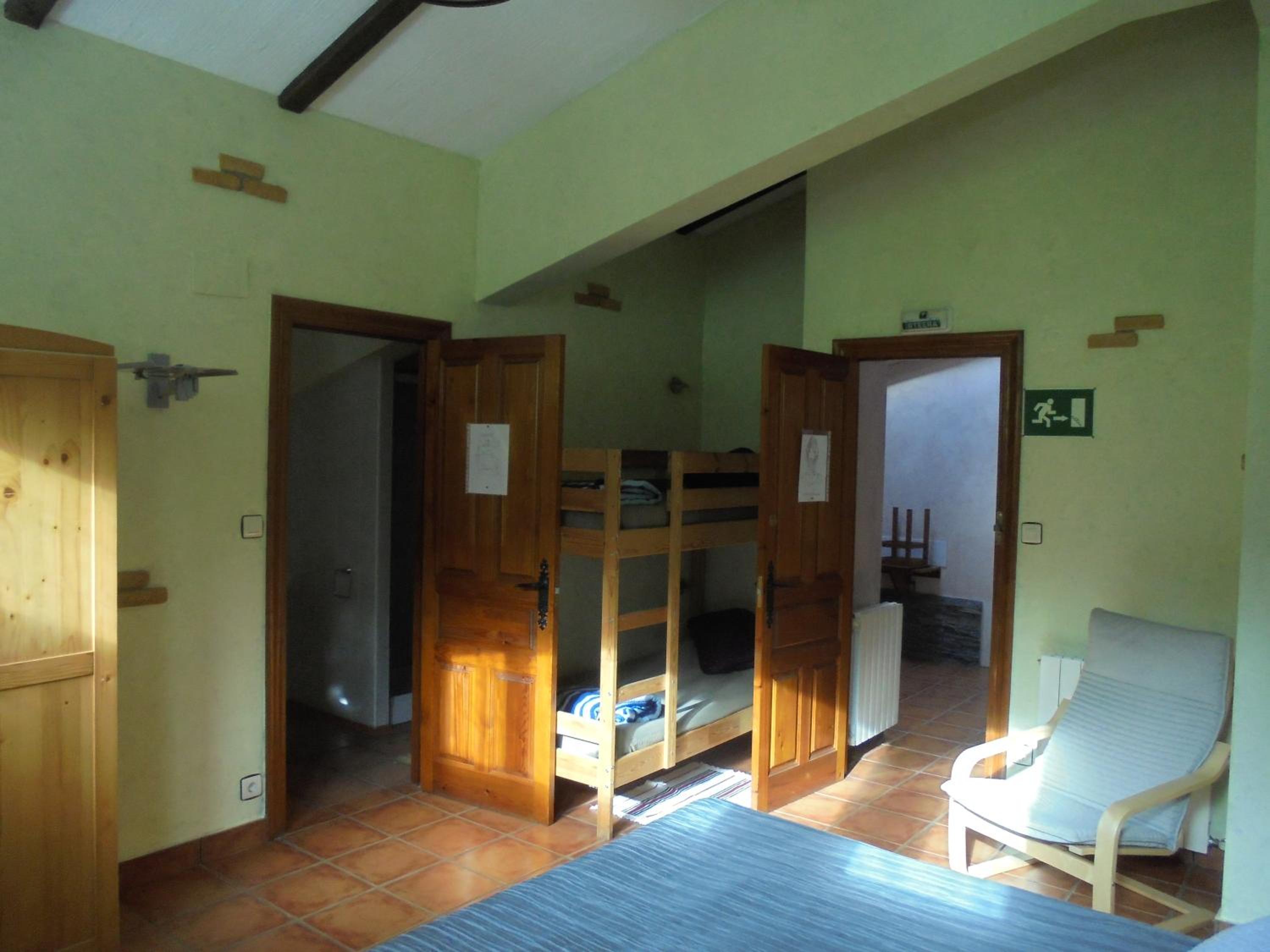 Habitación familiar con baño privado