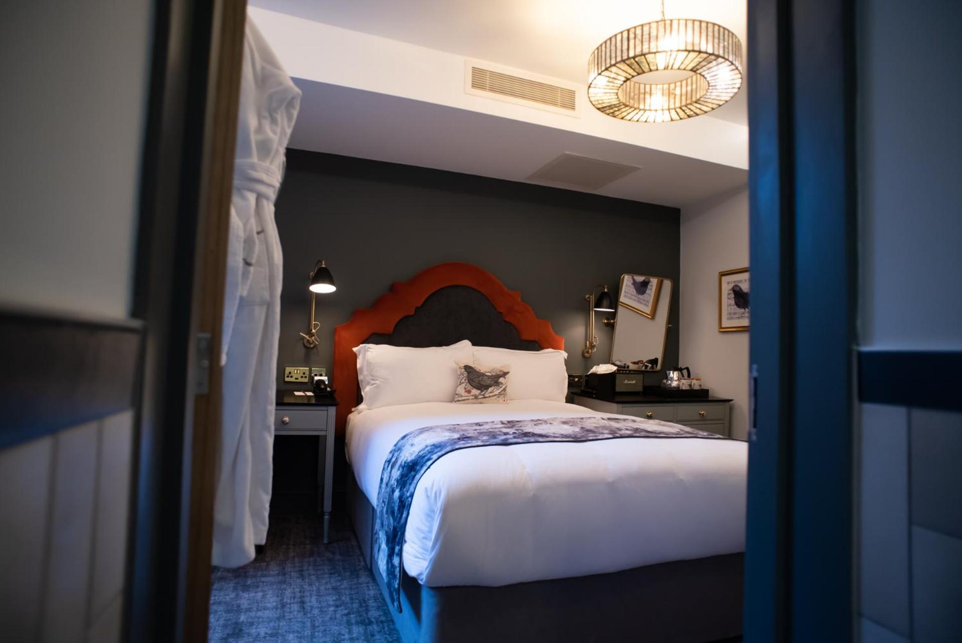 Superior King Room photo 2