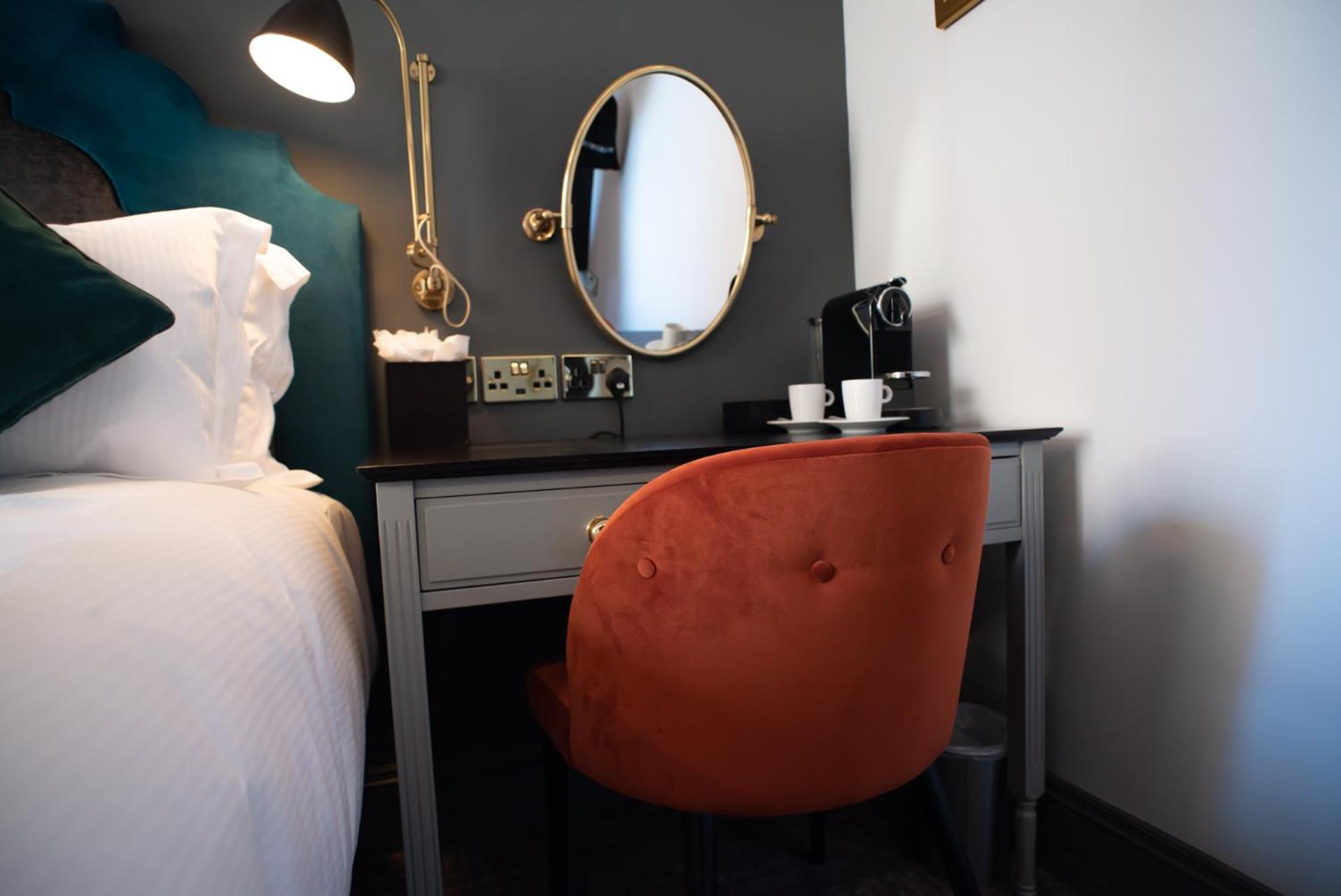 Superior King Room photo 3