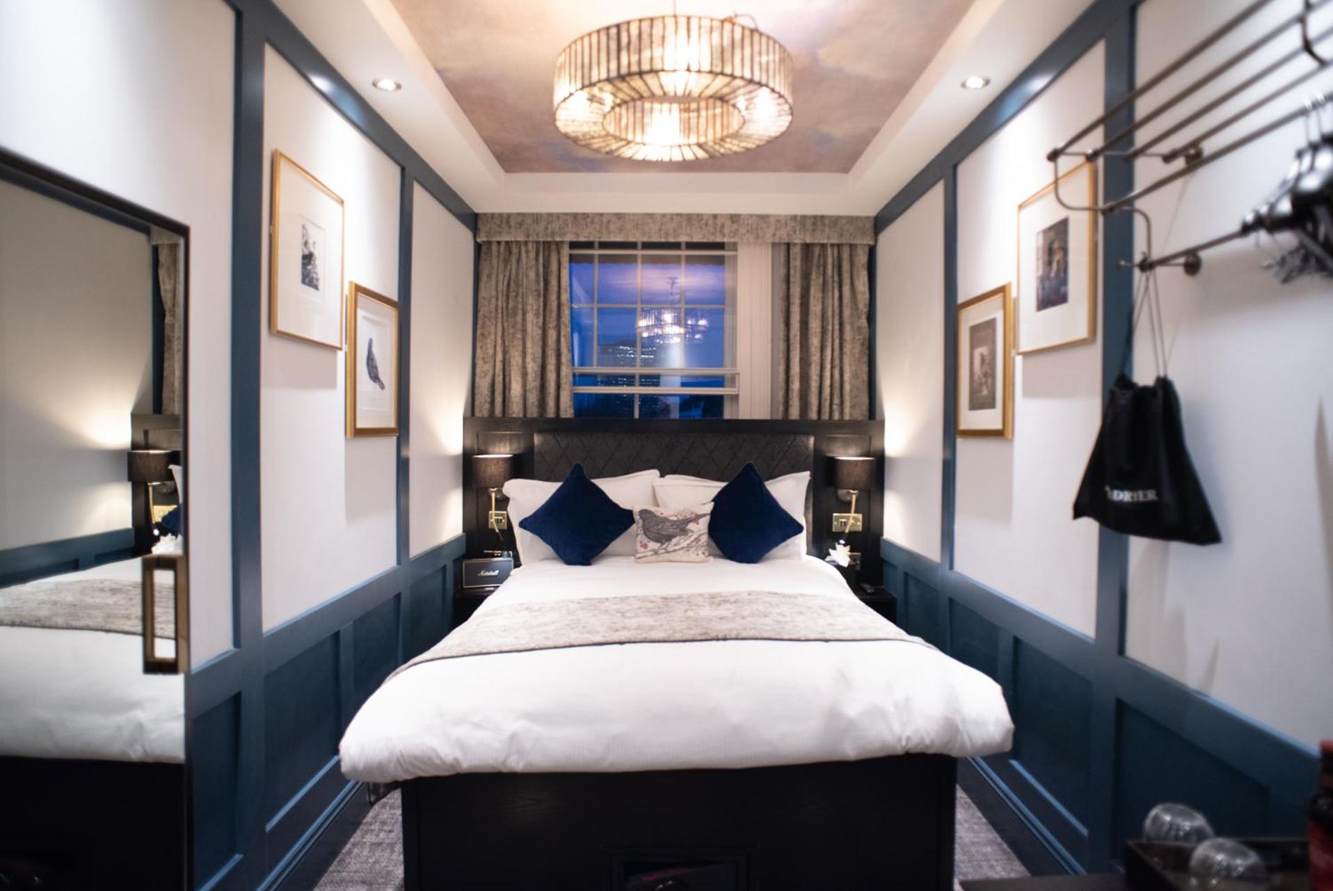 Standard Double Room photo 2