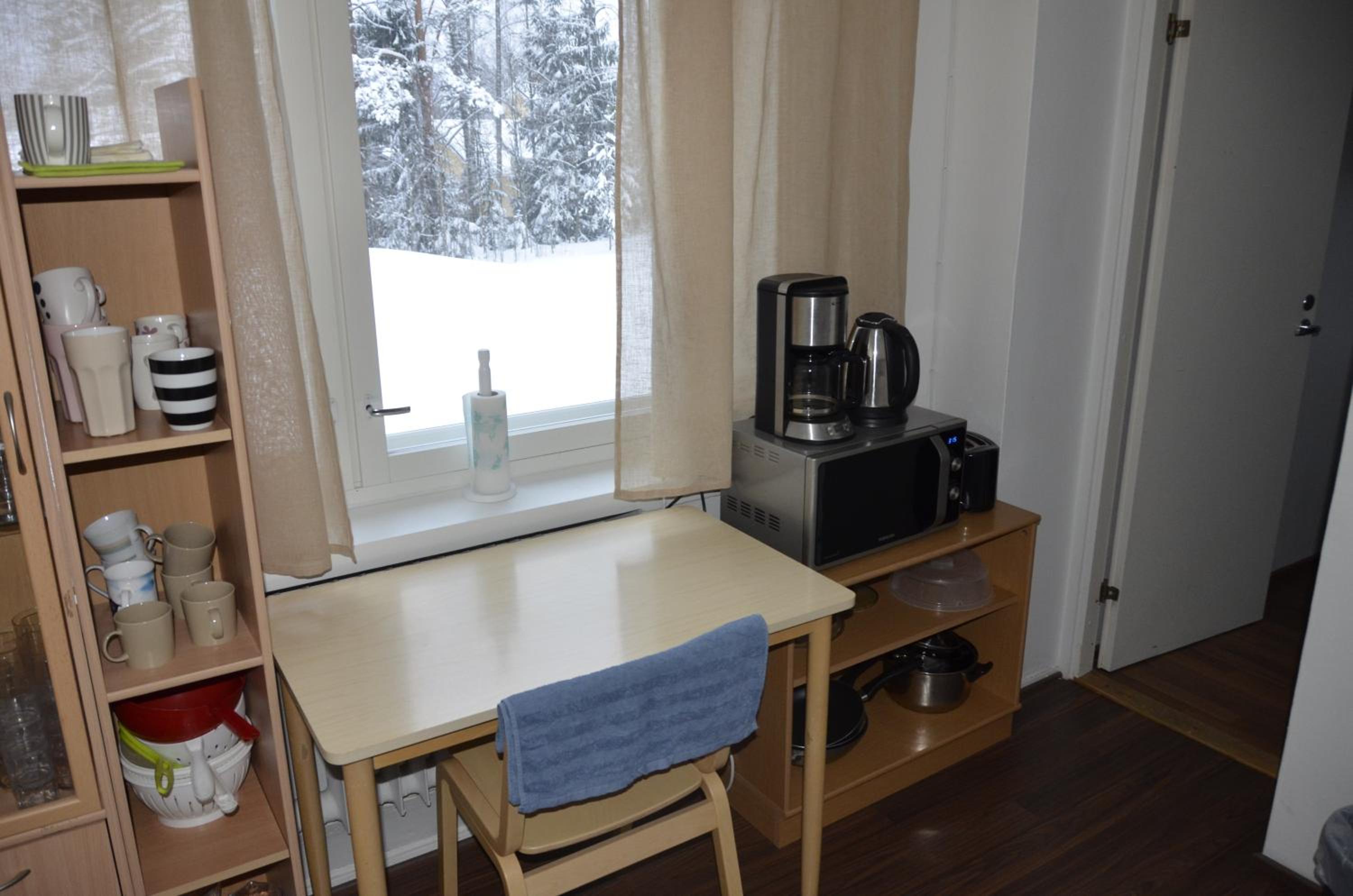 Two-Room Apartment with One Bedroom, Private Bathroom and Kitchen - Photo 3
